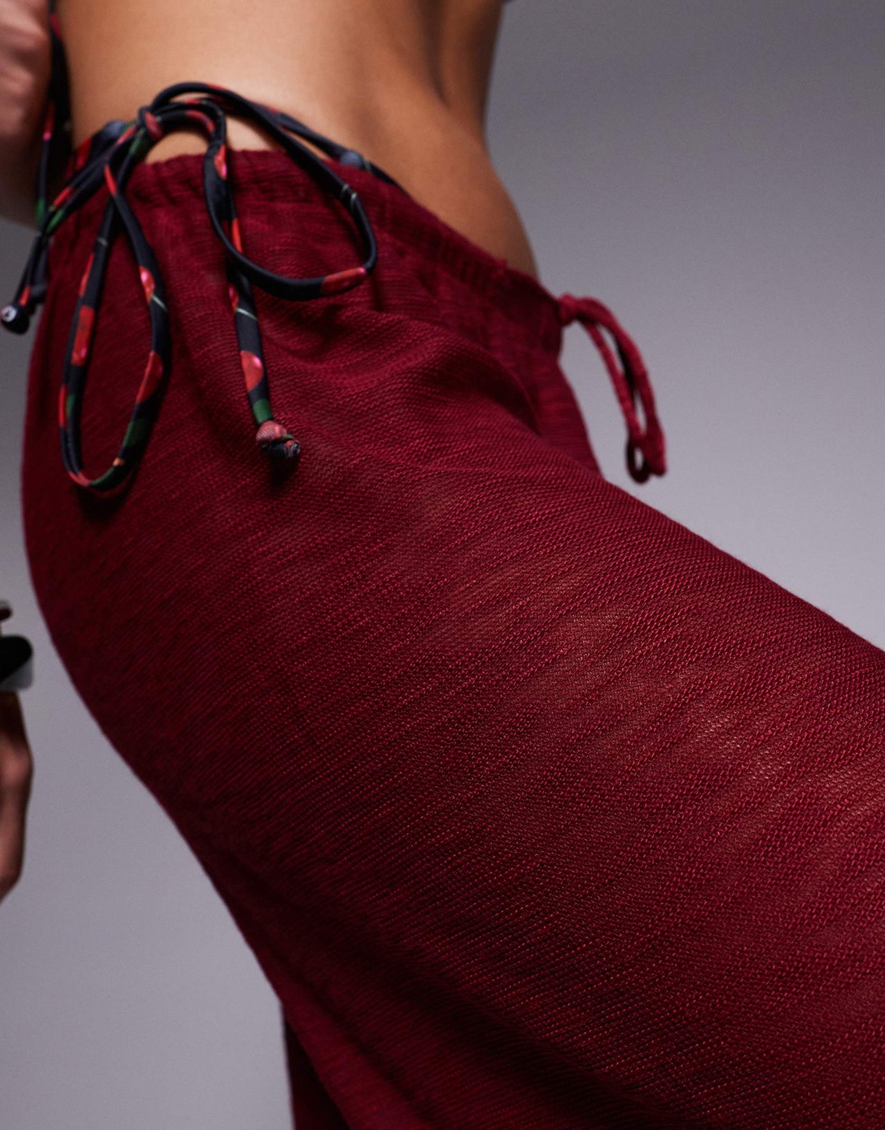 South Beach knit beach trouser in burgundy