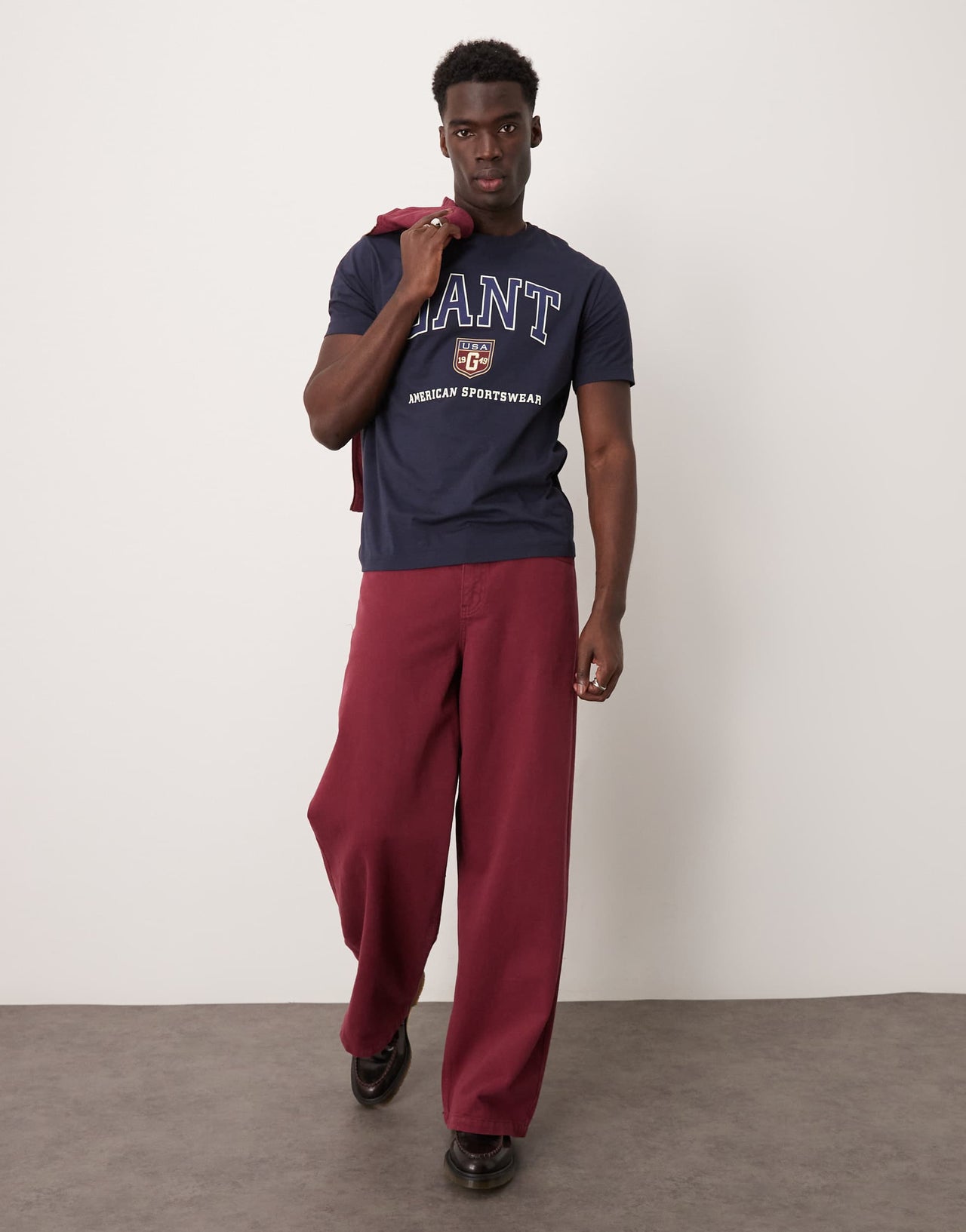 GANT varsity logo t-shirt in navy
