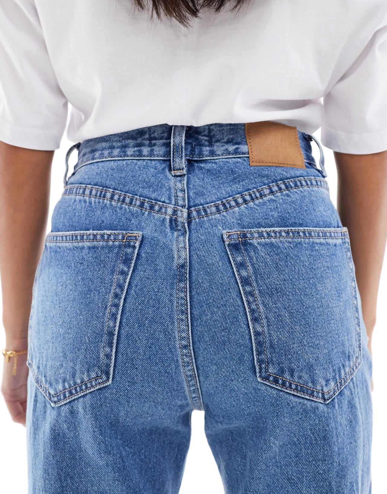 Pull&Bear Petite mom jeans in medium blue