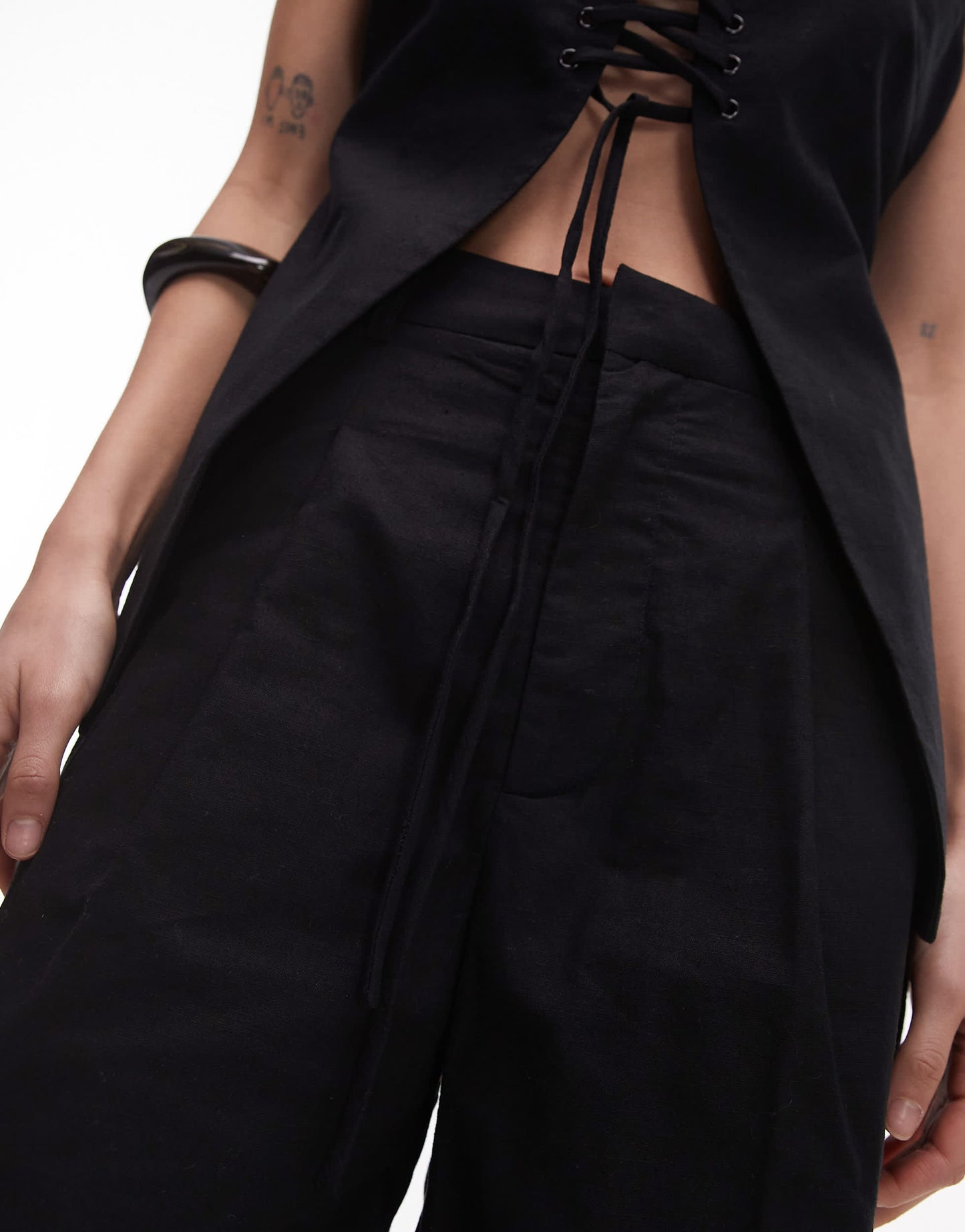 SNDYS linen blend longline shorts co-ord in black