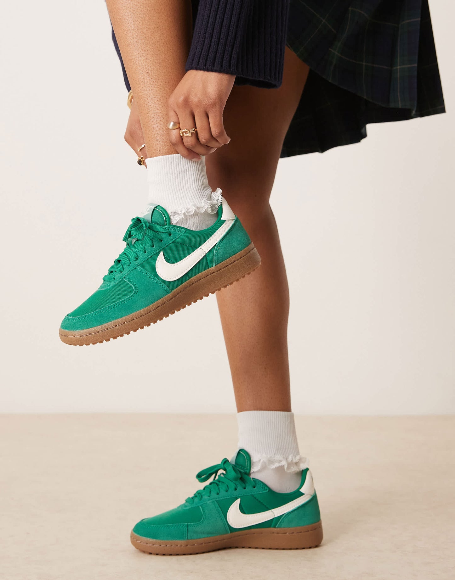 Nike Field General trainers in green and white
