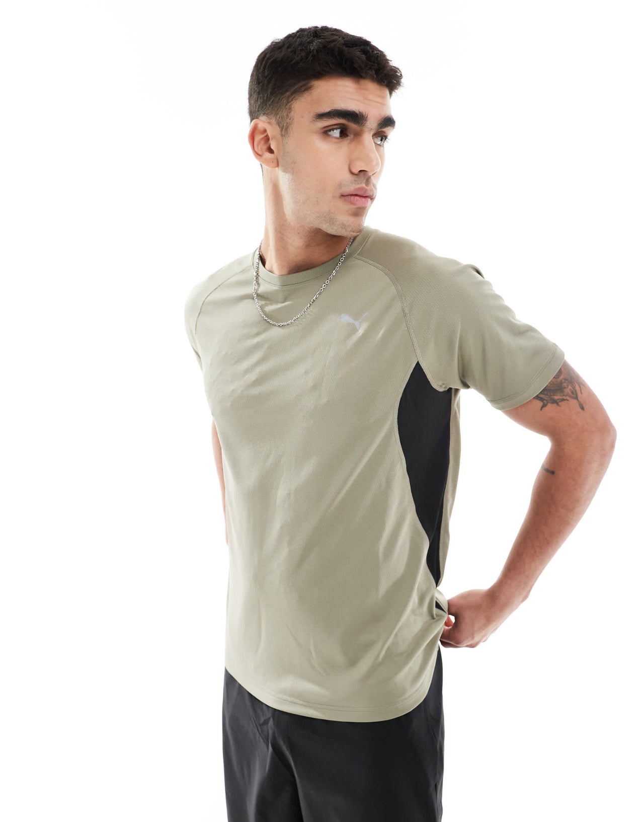 Puma Run Velocity t-shirt in khaki with red piping
