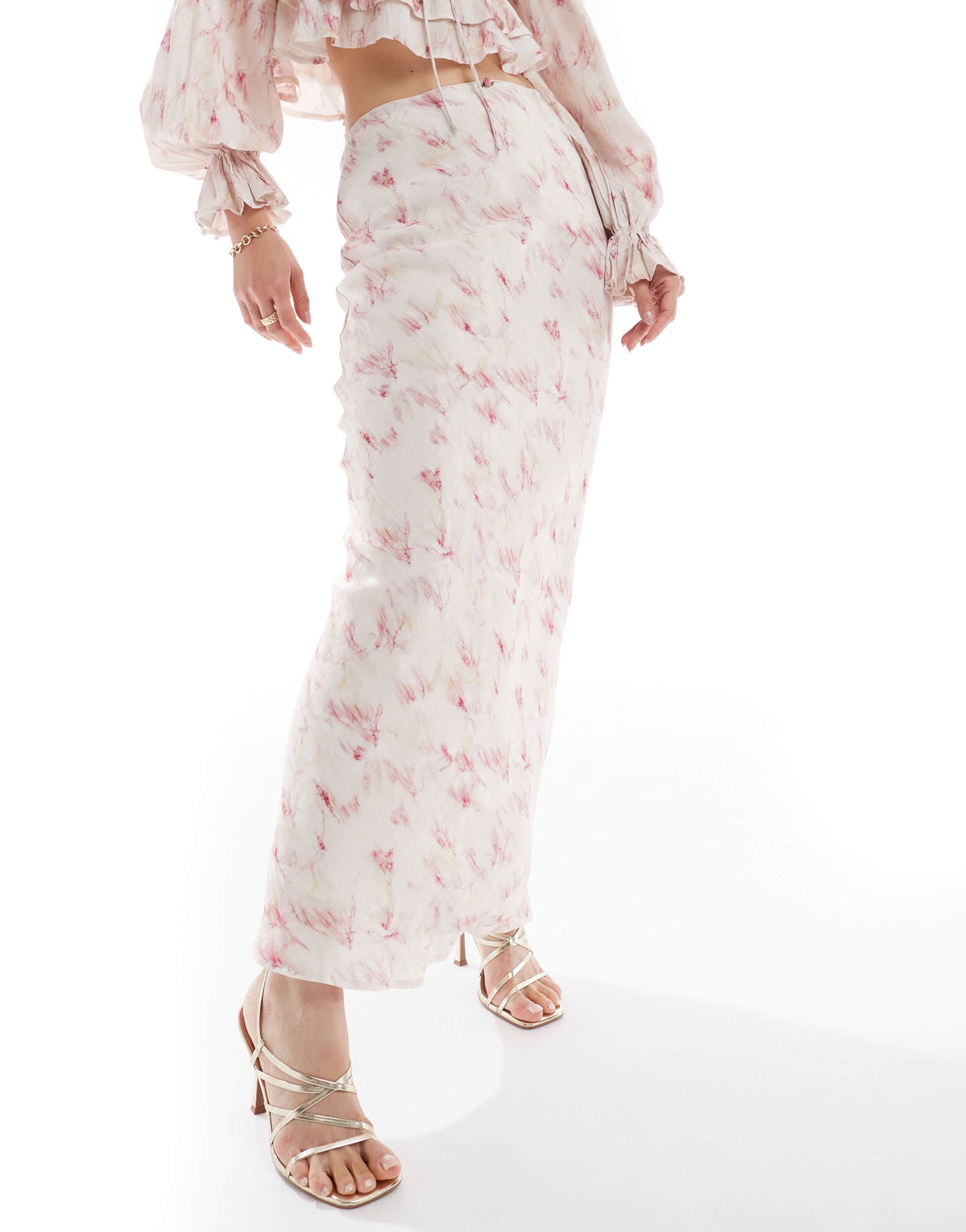 Love Triangle crinkle maxi skirt co-ord in blur print