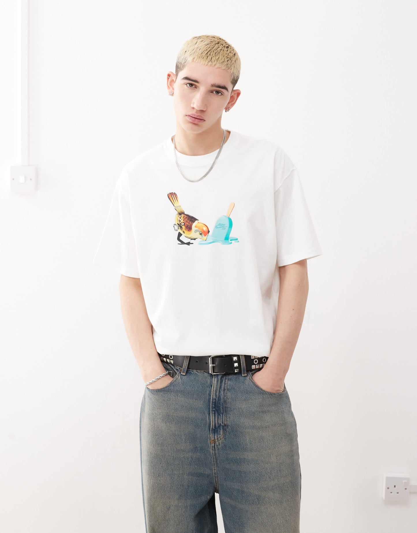 Nike SB graphic t-shirt in white
