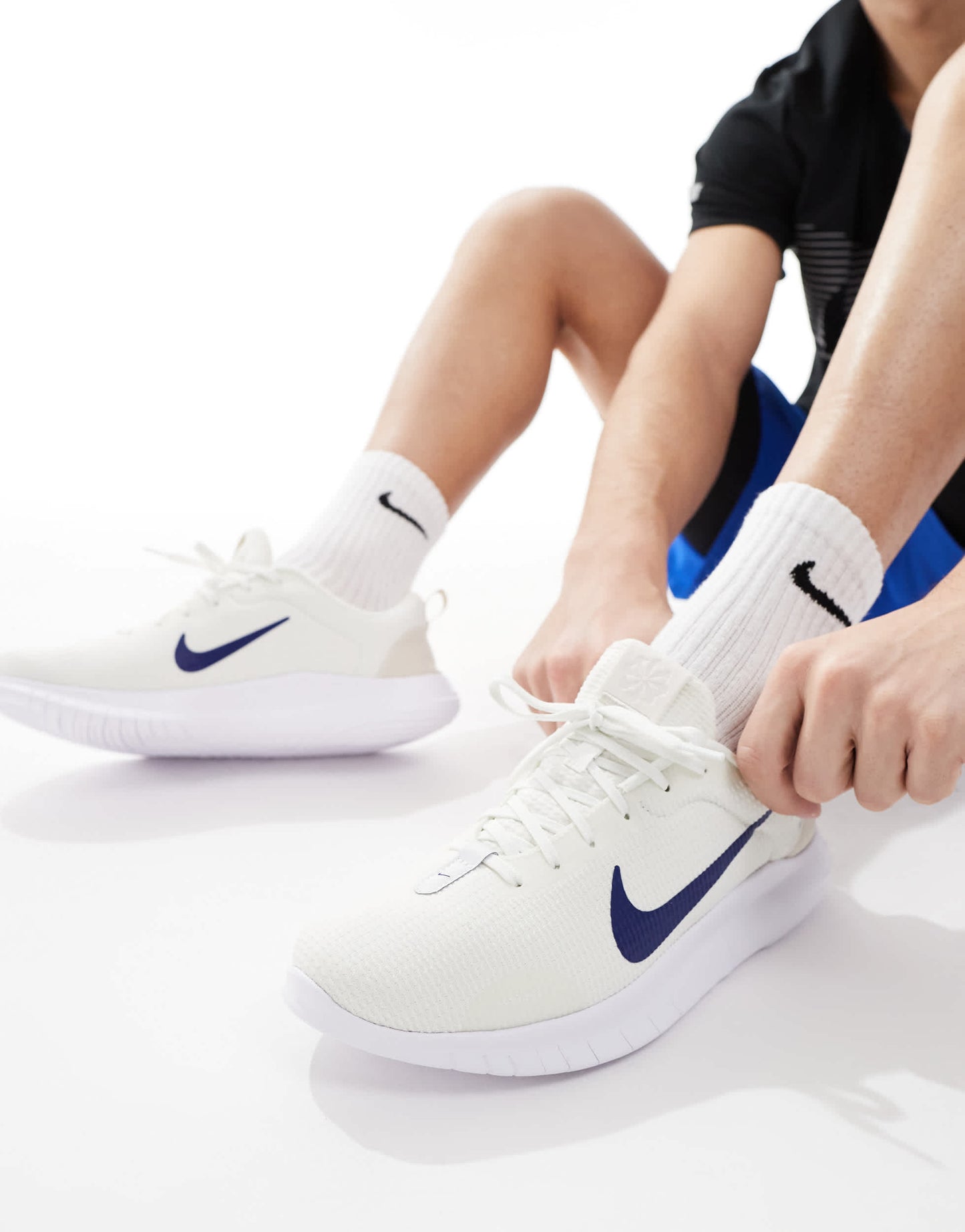 Nike Training Flex Experience RN 12 trainers in off white