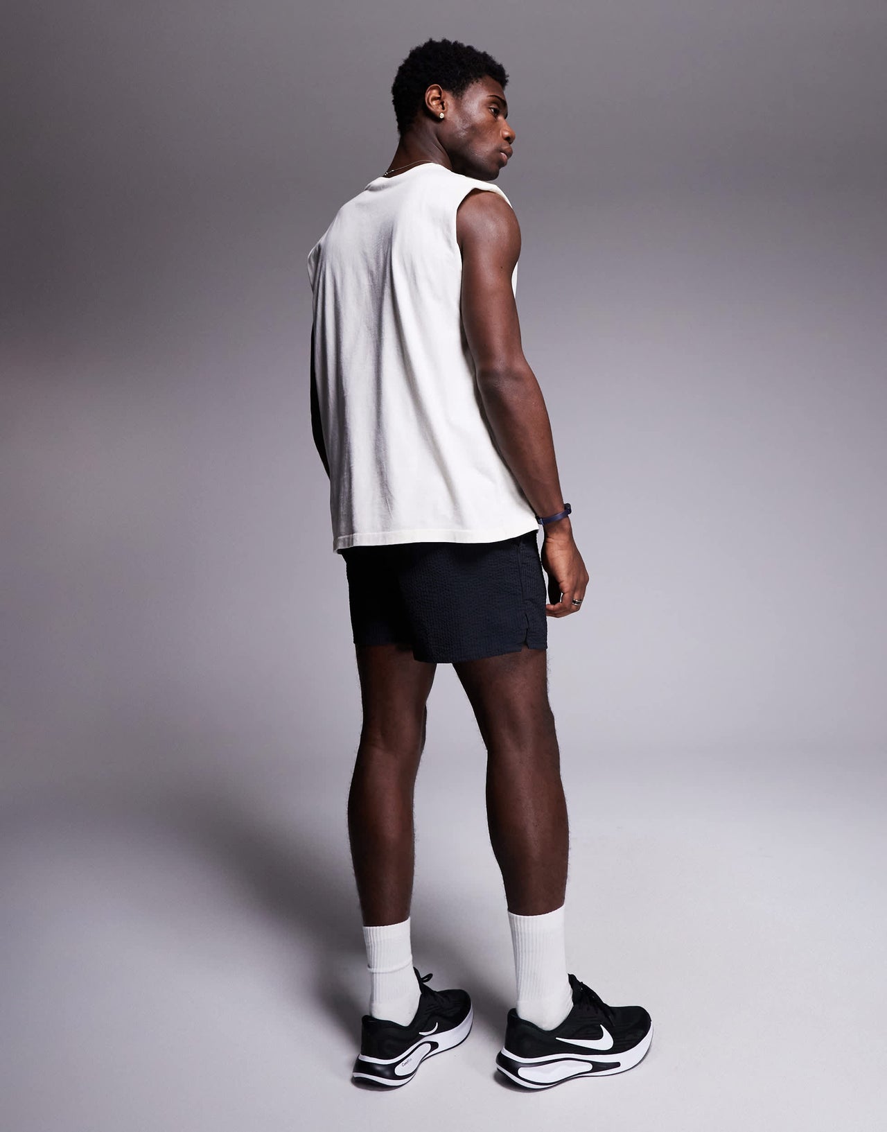 Nike Training Unlimited Dri-FIT seersucker 5 inch shorts in black