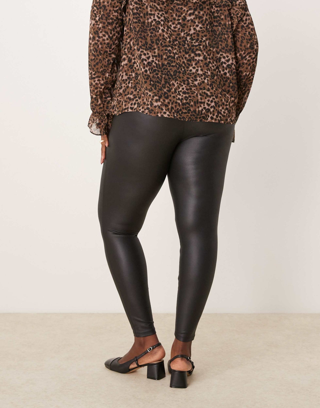 New Look Curve wet look leggings in black