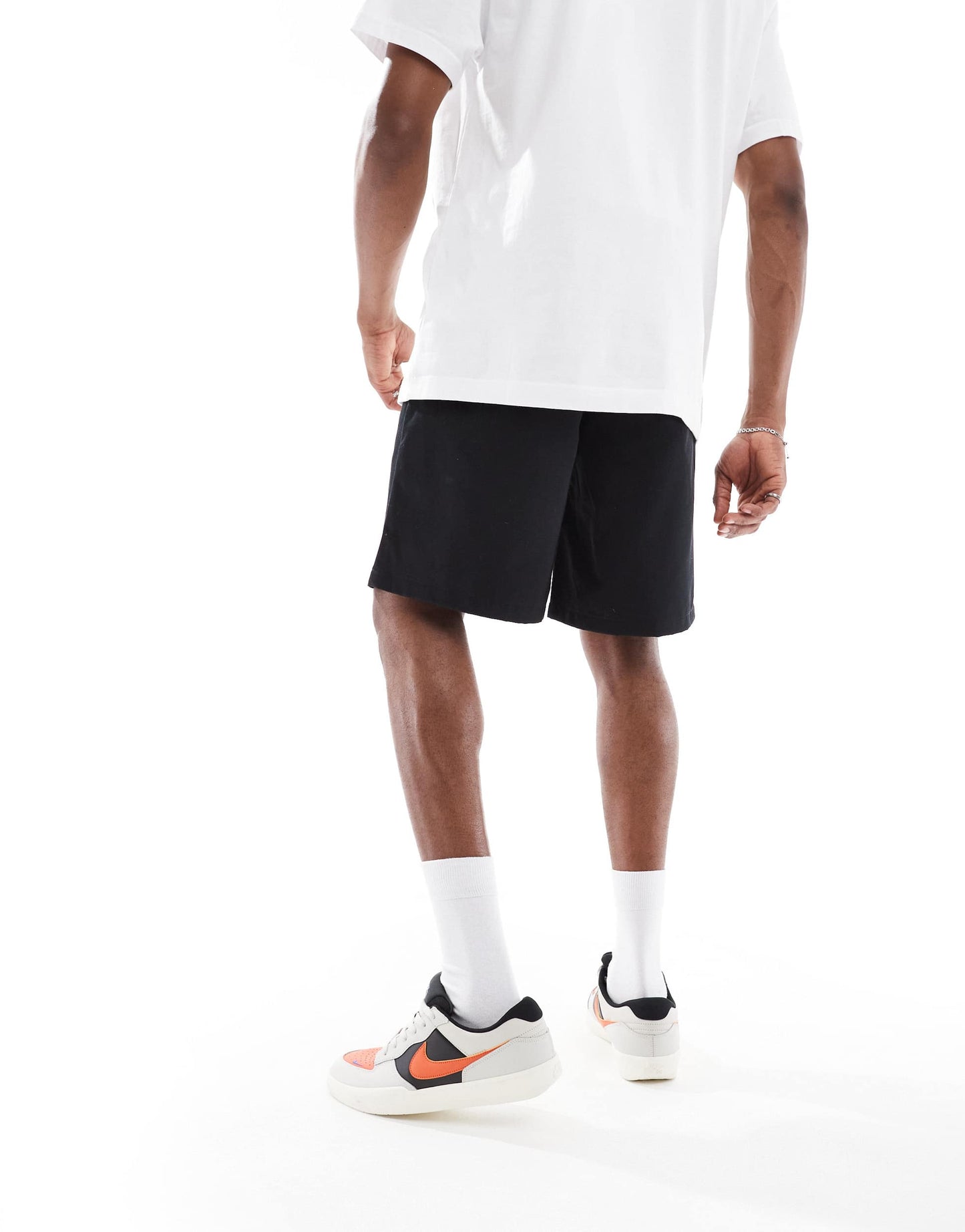 Jack & Jones baggy heavy twill chino short in black