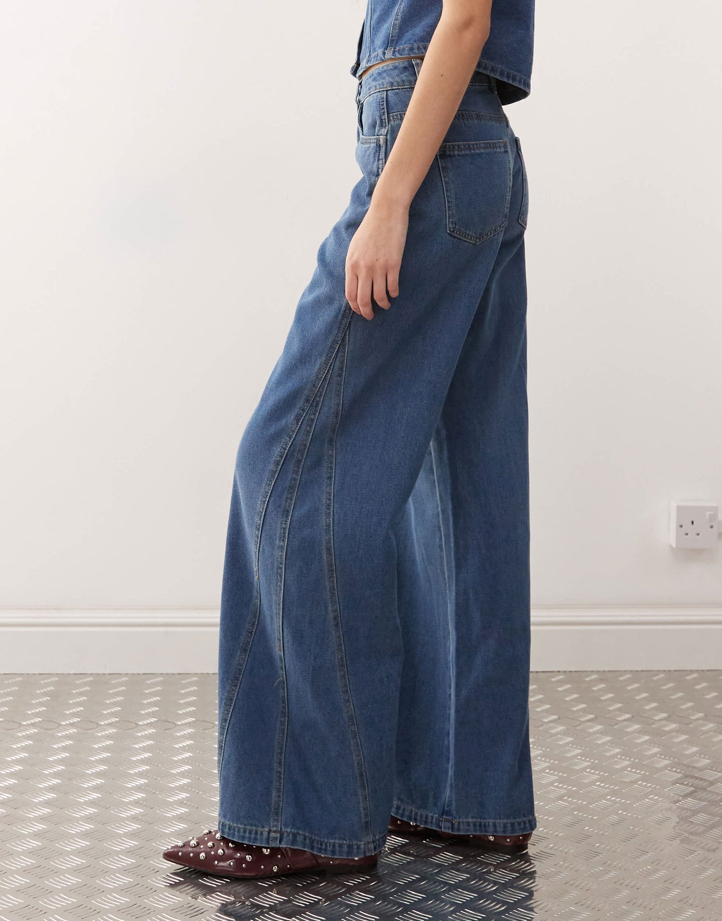 Noisy May Robie high waisted baggy jean co-ord with flare insert in mid blue