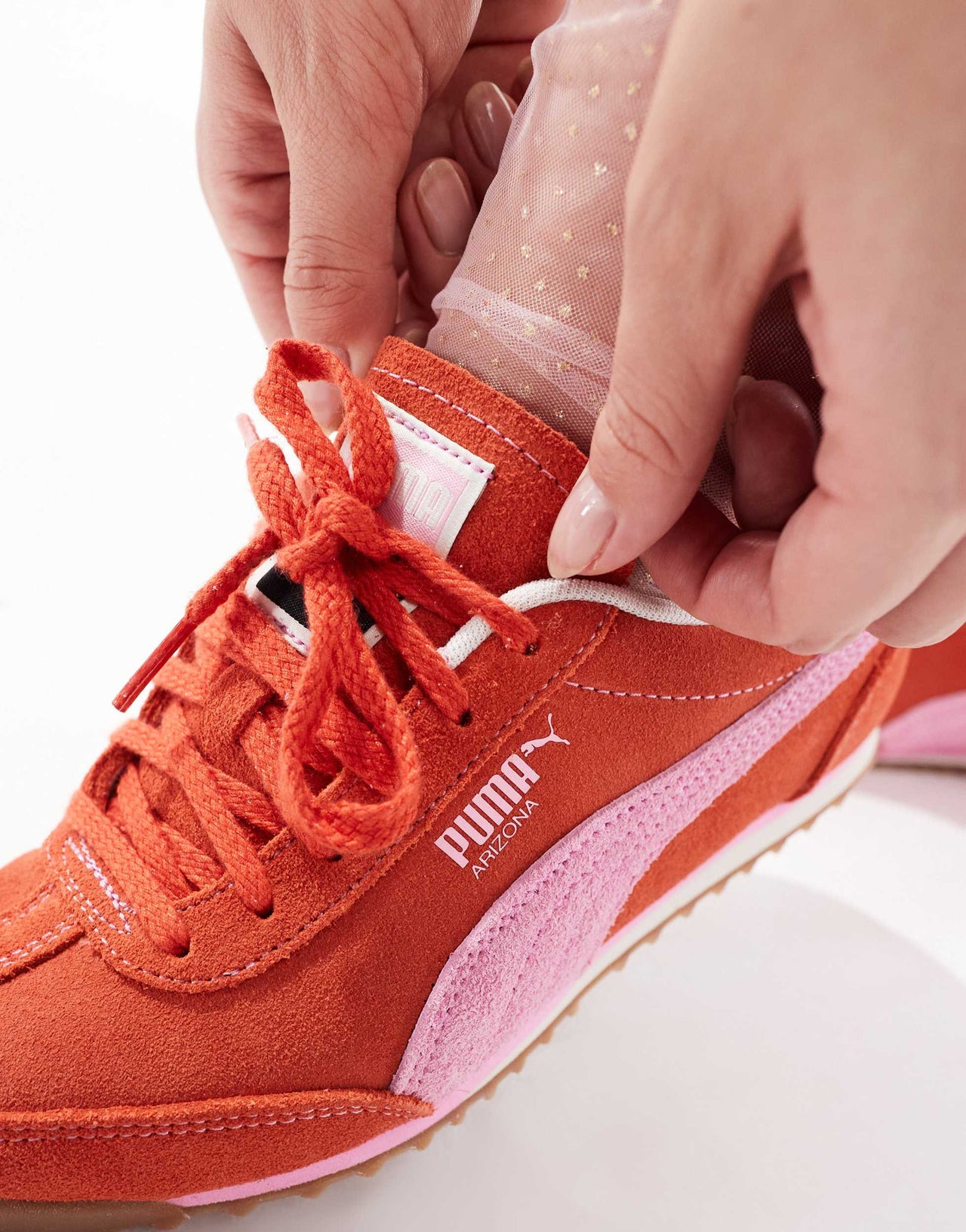 Puma Arizona trainers in red & pink