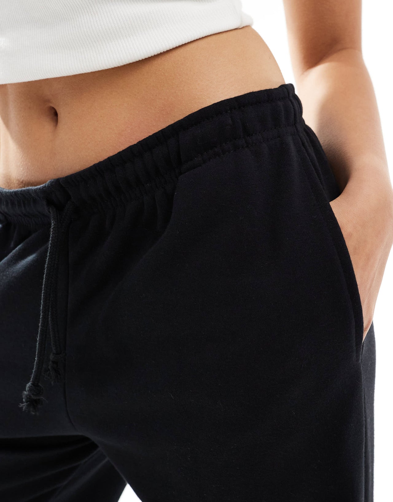 Pull&Bear wide leg jogger in black