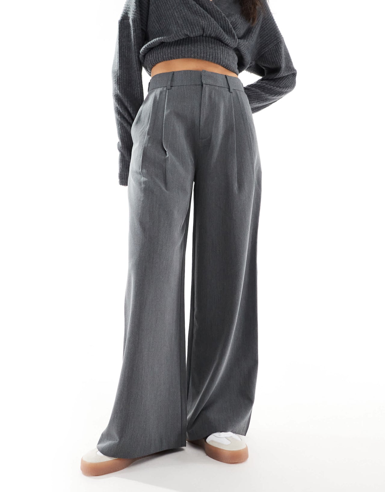 Stradivarius wide pleat front leg trouser in grey