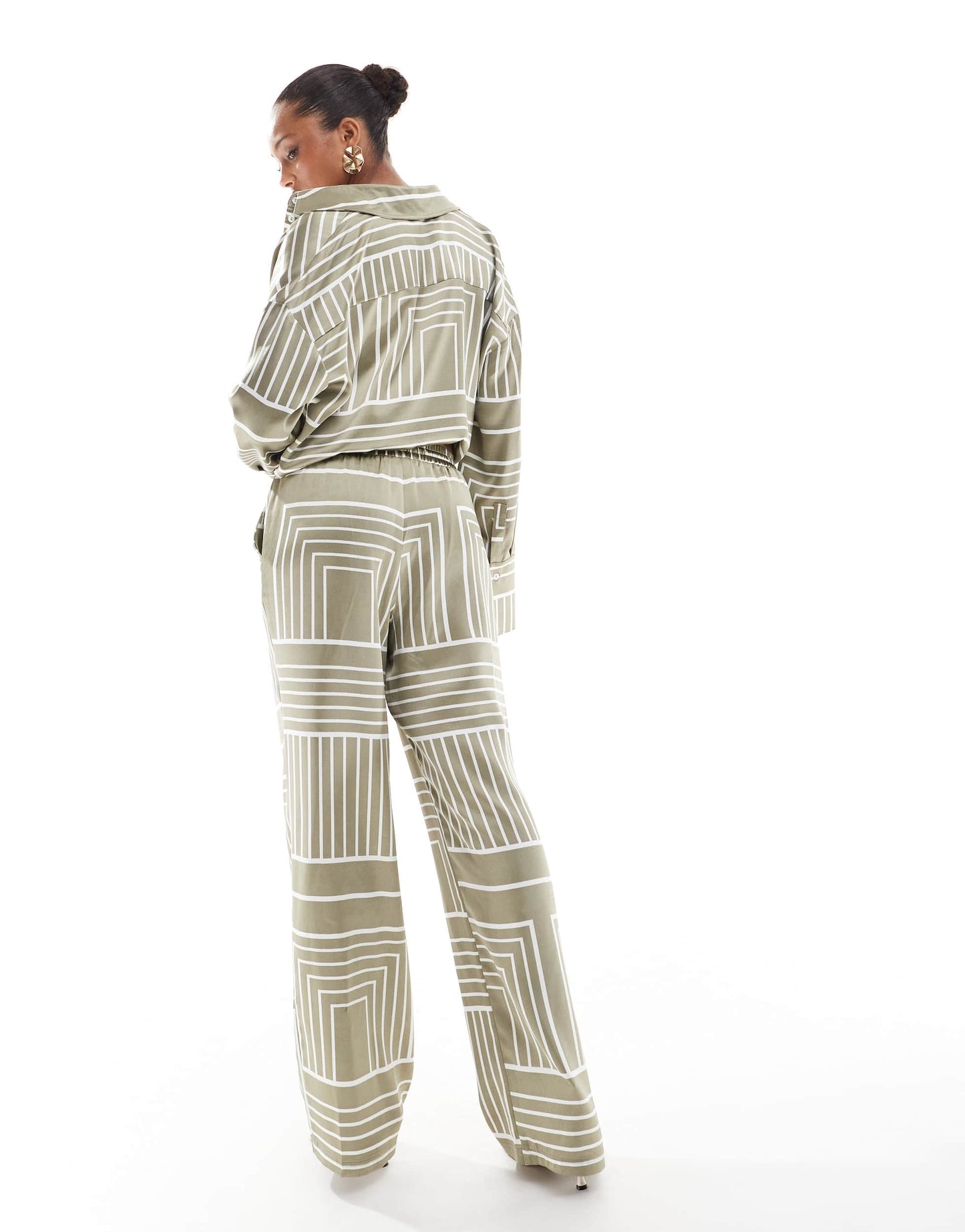 4th & Reckless satin wide leg trousers co-ord in sage tile print