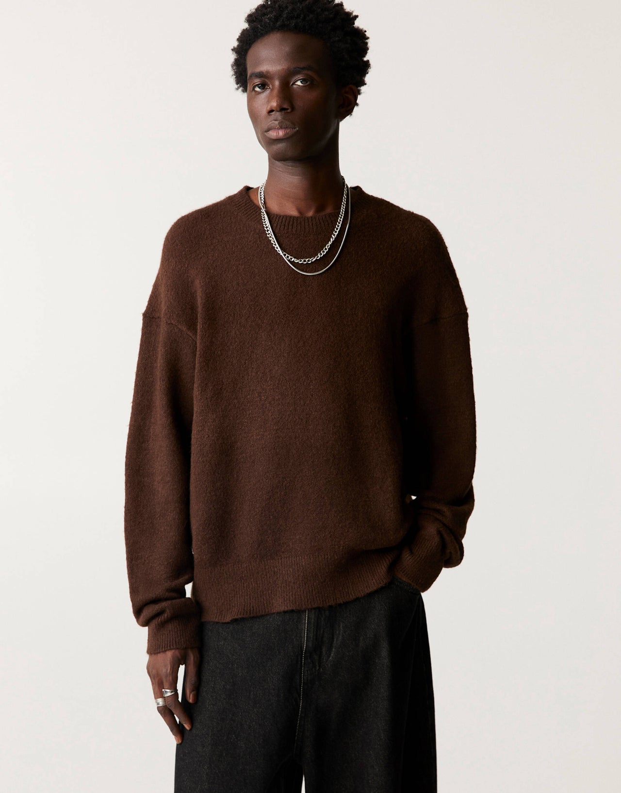 Pull&Bear fluffy knitted jumper in chocolate