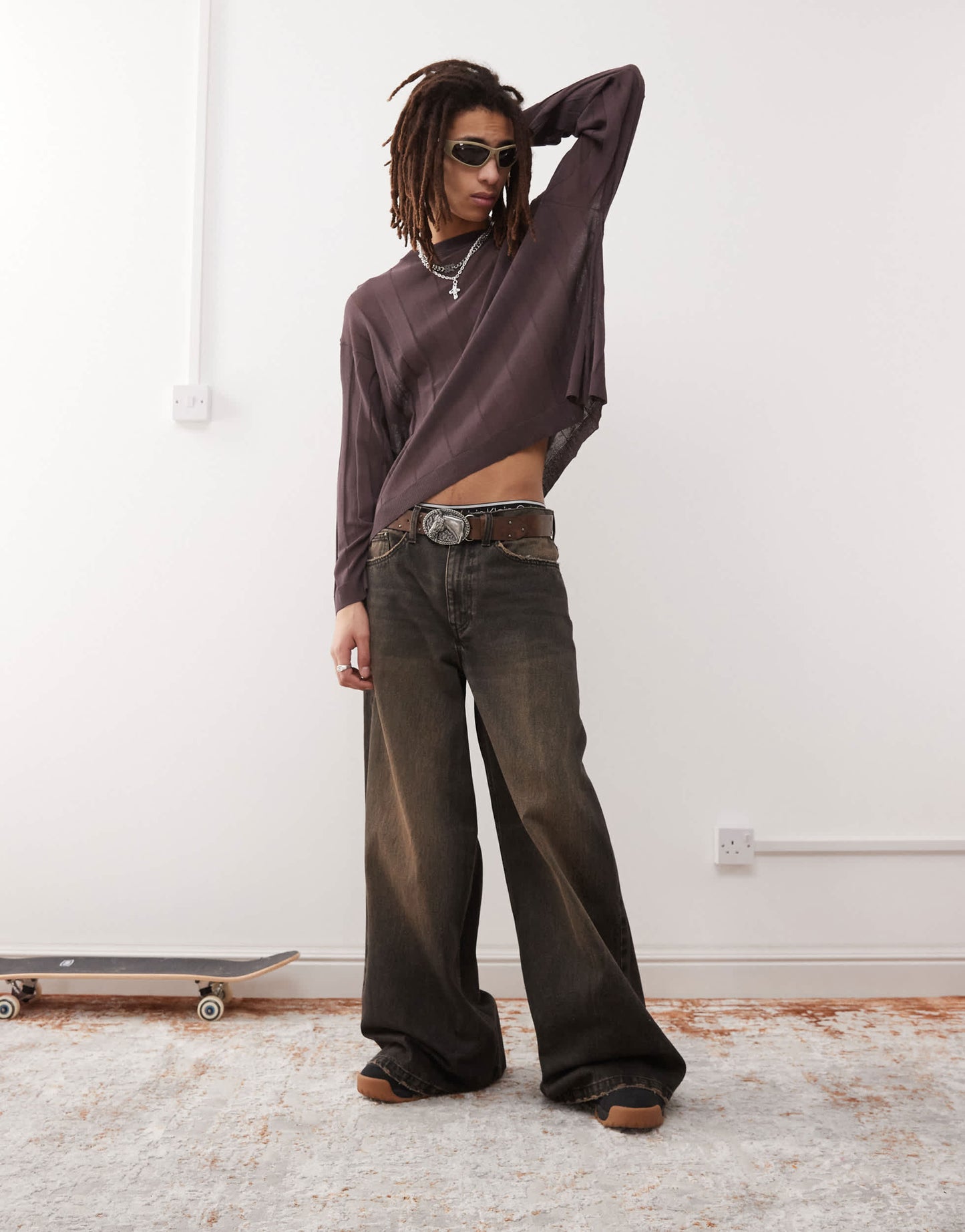 COLLUSION knitted oversized jumper in brown
