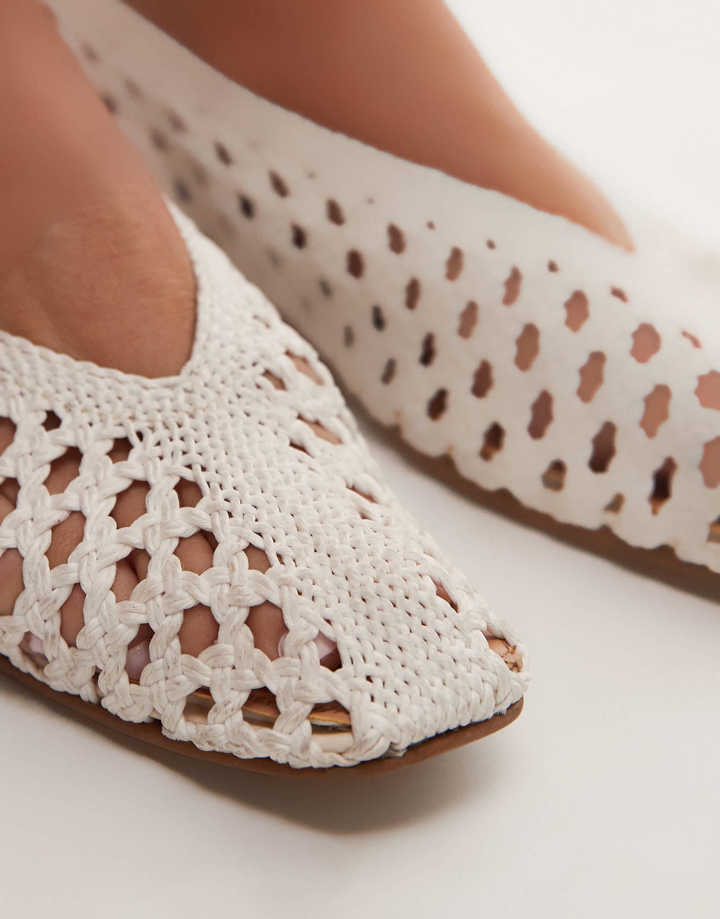 Topshop Beatti woven flat shoe in off white