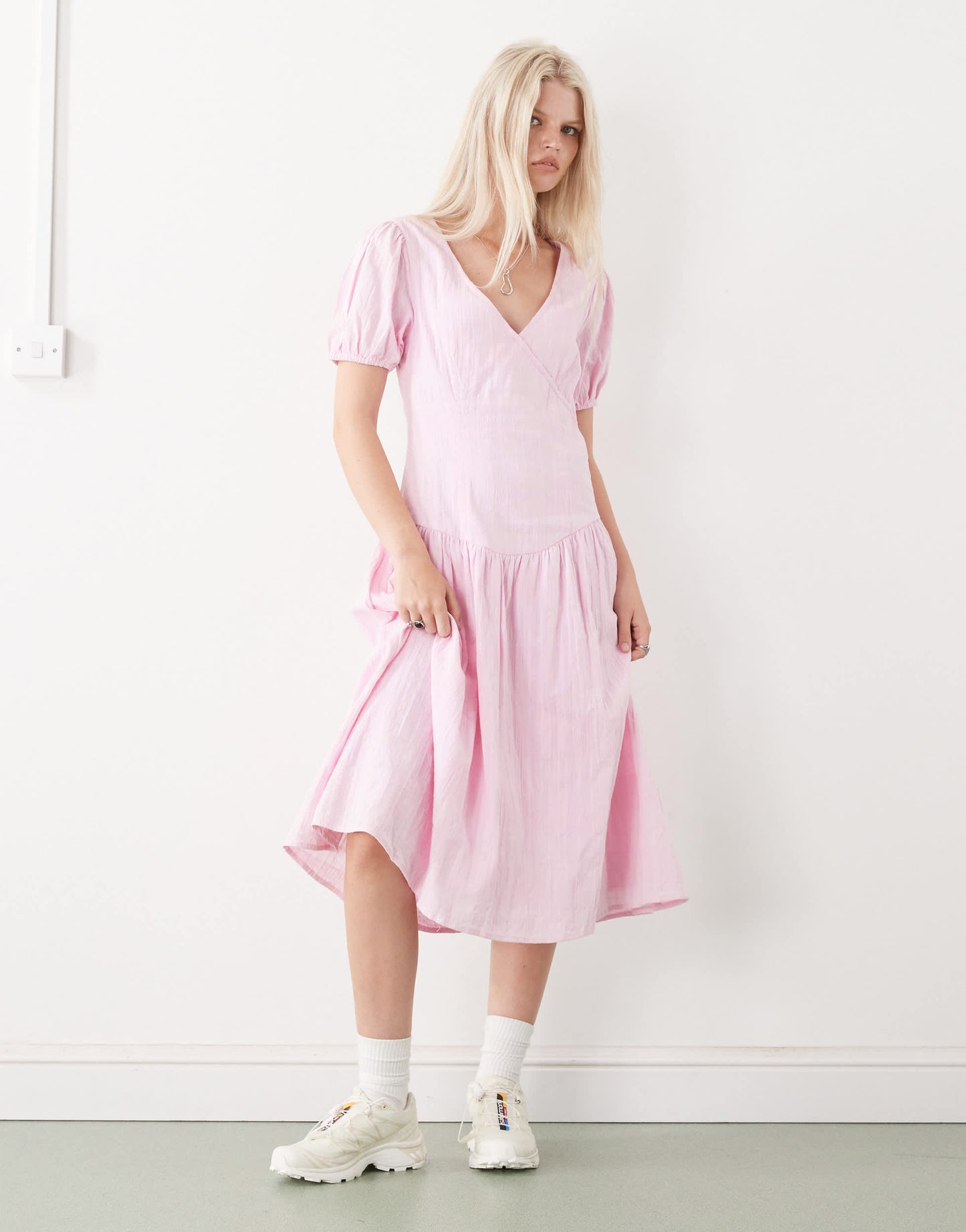 COLLUSION drop waist puff sleeve maxi dress in pink
