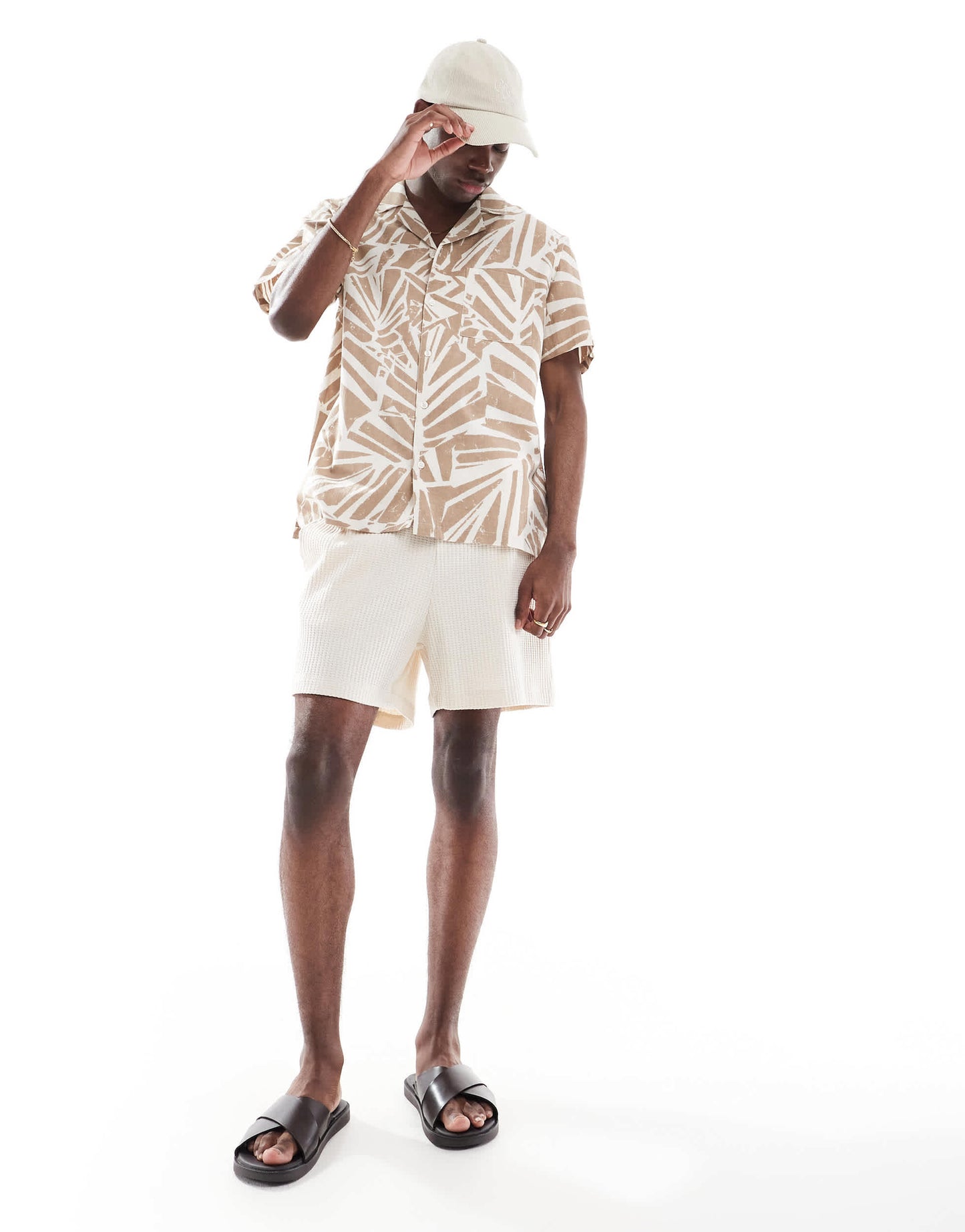 Aray abstract print resort beach shirt in brown