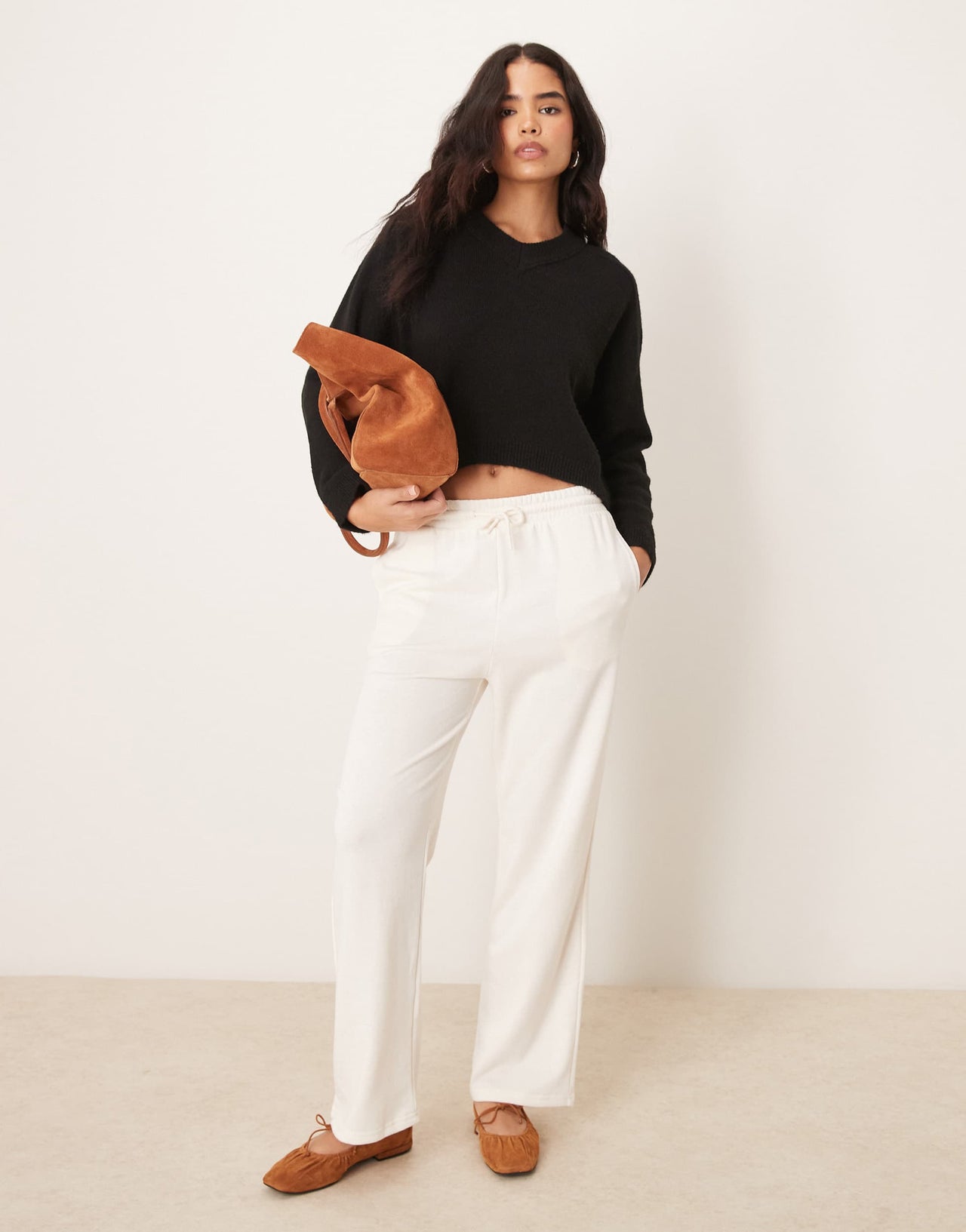 New Look wide leg joggers in off white