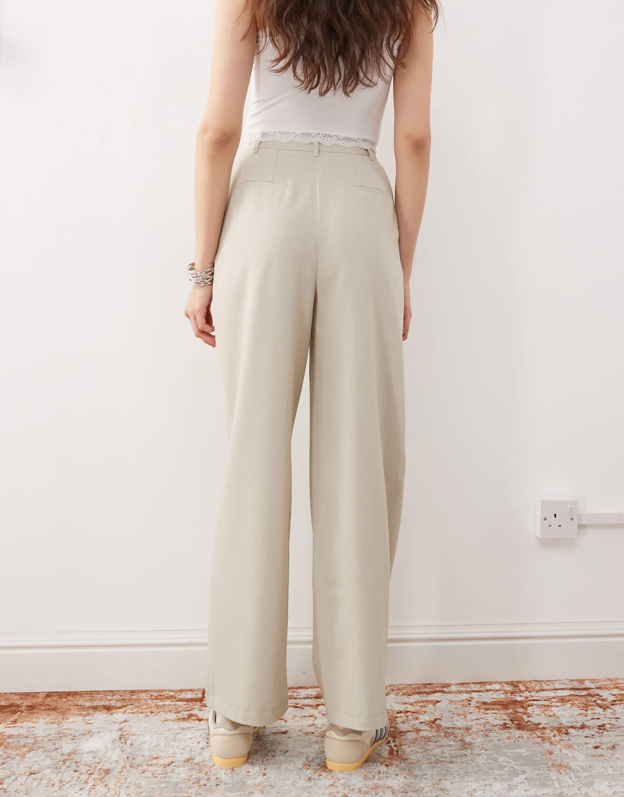 Miss Selfridge essential wide leg trouser in stone