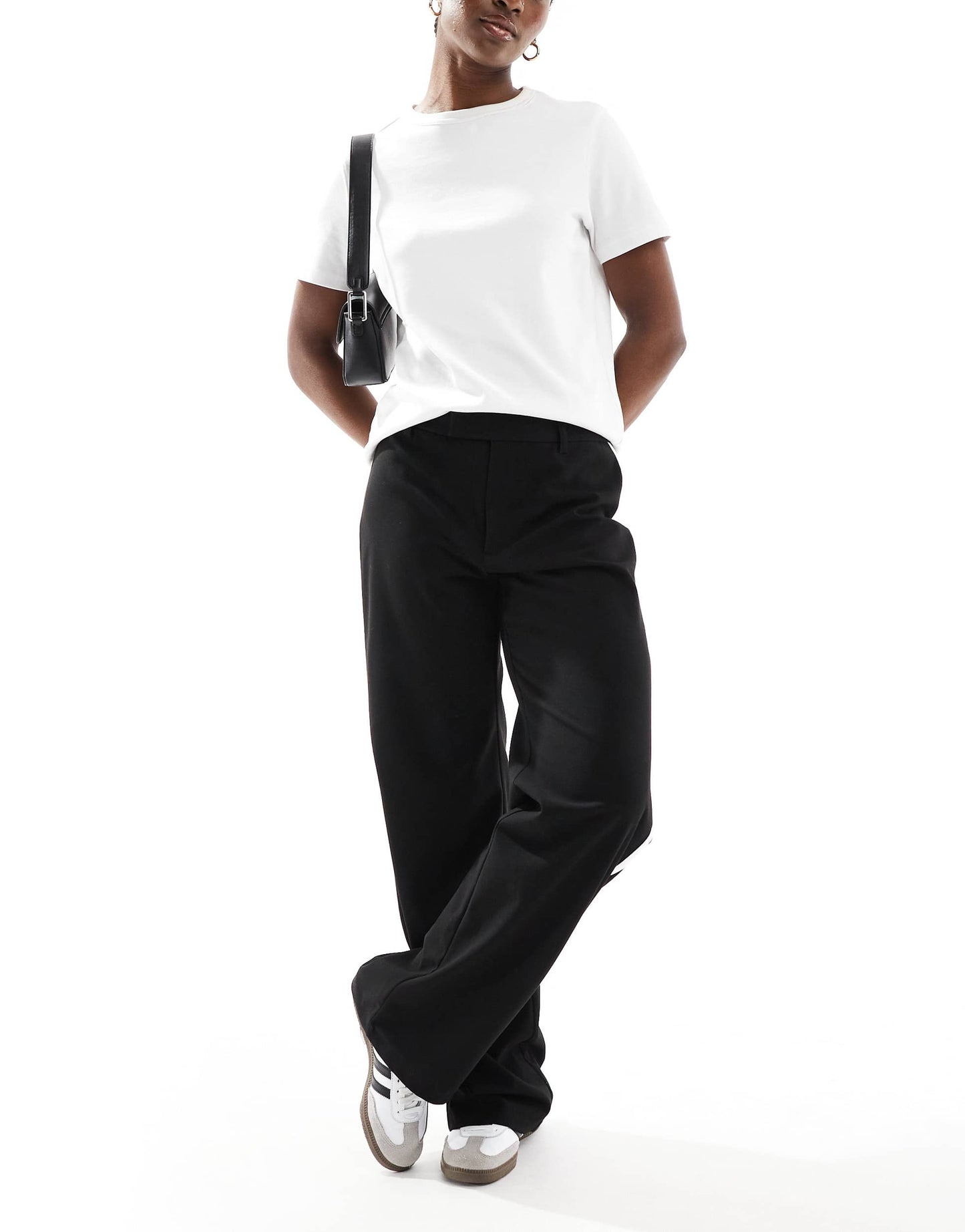 Pull&Bear wide leg trouser with side stripe detail in black