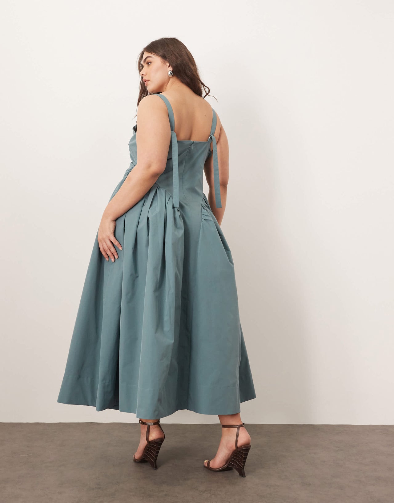 ARRANGE Curve strappy ruched bodice full skirt maxi dress in dusky blue