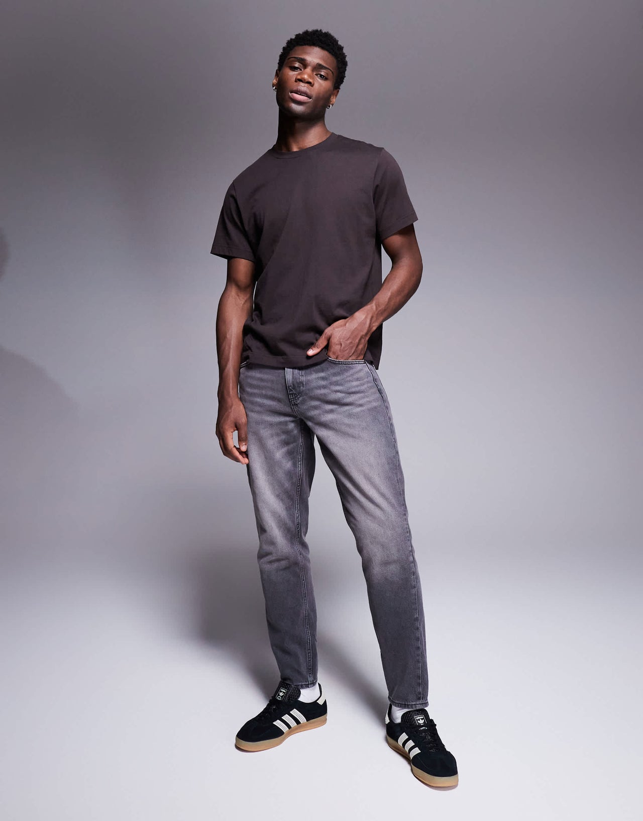 ASOS DESIGN tapered jeans in washed grey