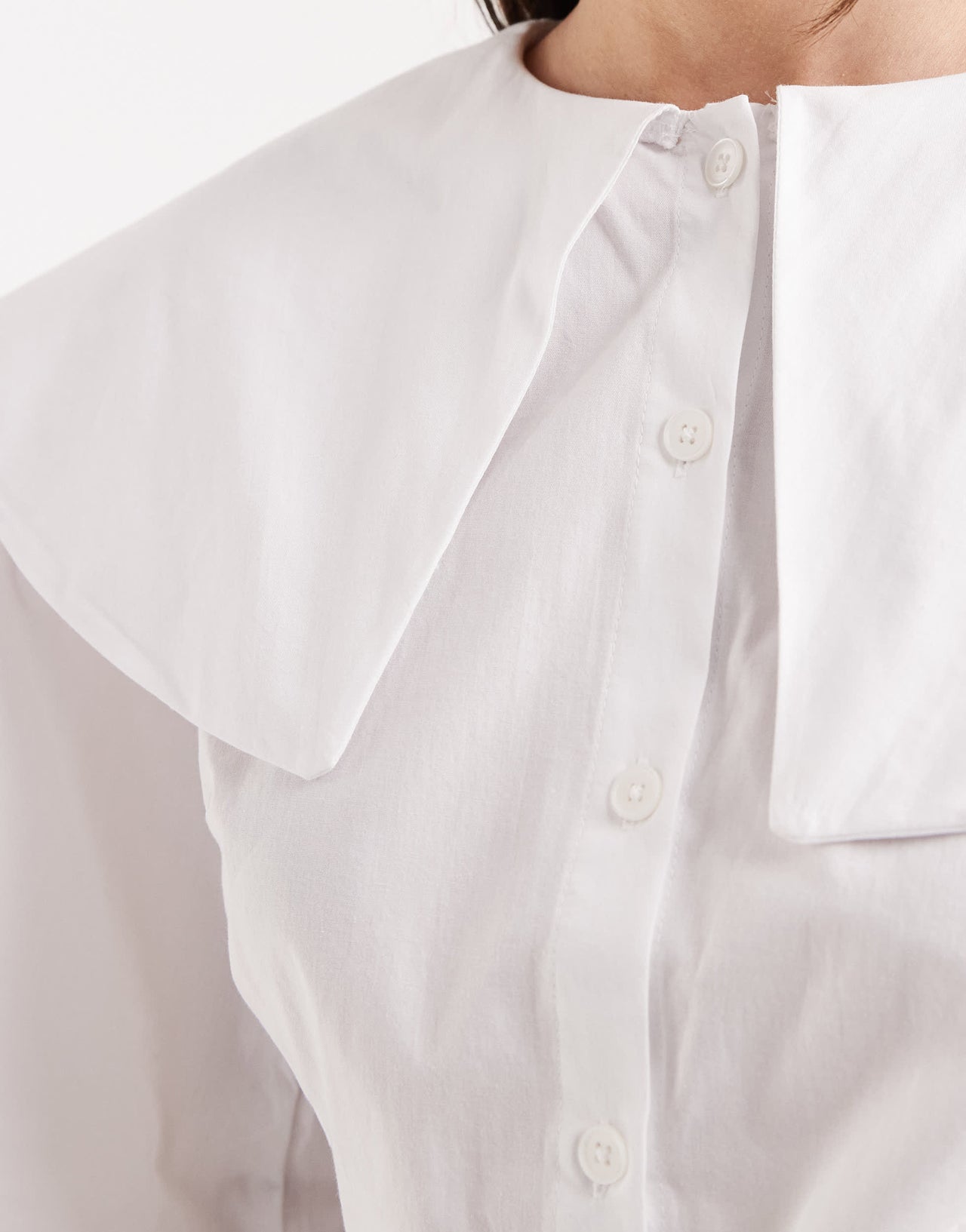 ASOS DESIGN poplin fitted collar detail shirt in white