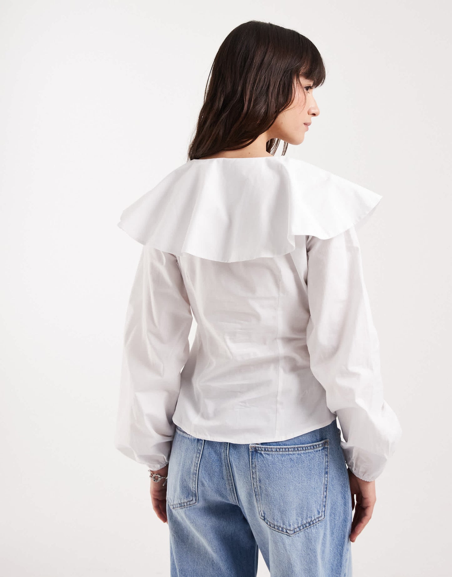 ASOS DESIGN poplin fitted collar detail shirt in white