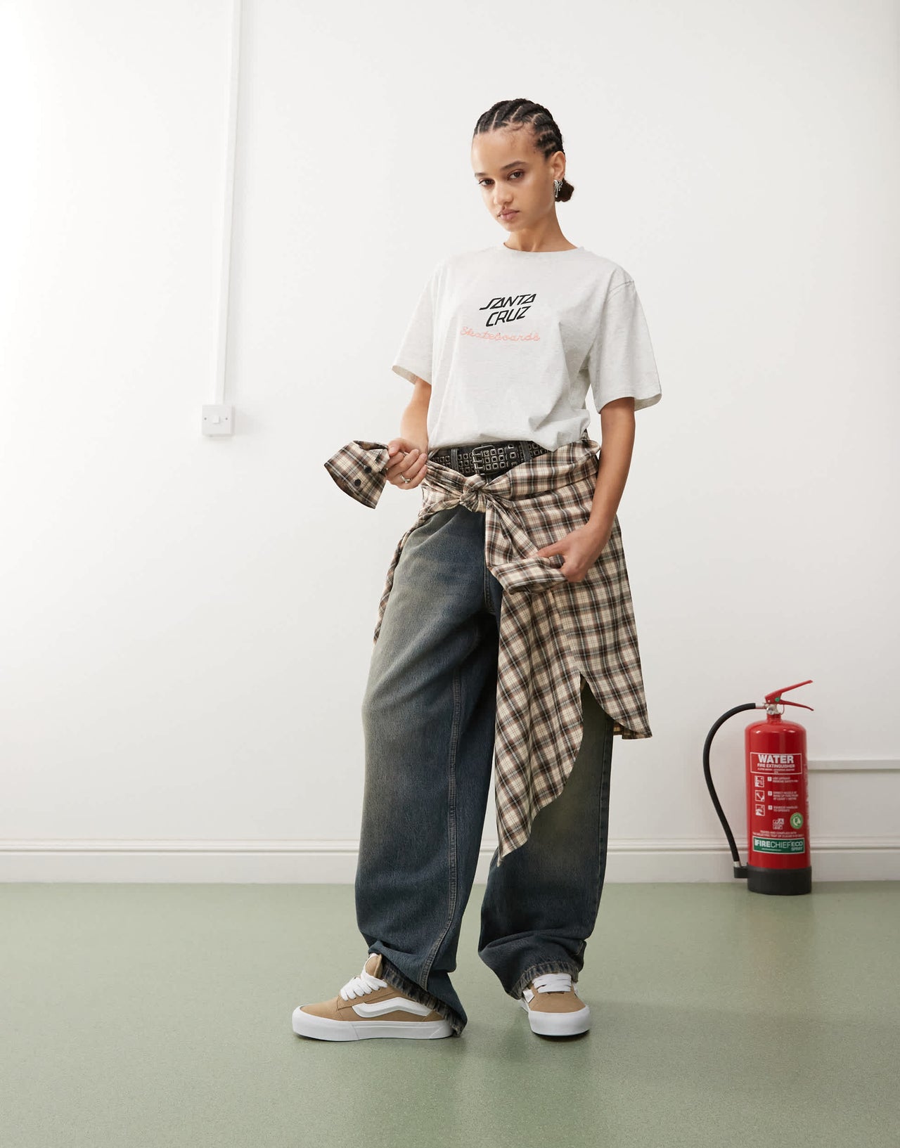 Santa Cruz oversized logo t-shirt in grey