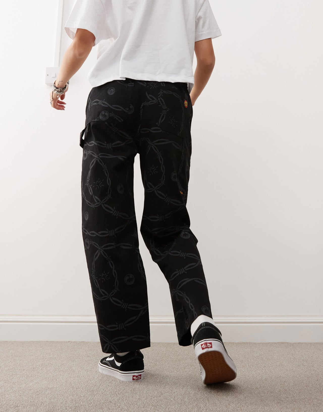Santa Cruz carpenter trousers in black tonal print