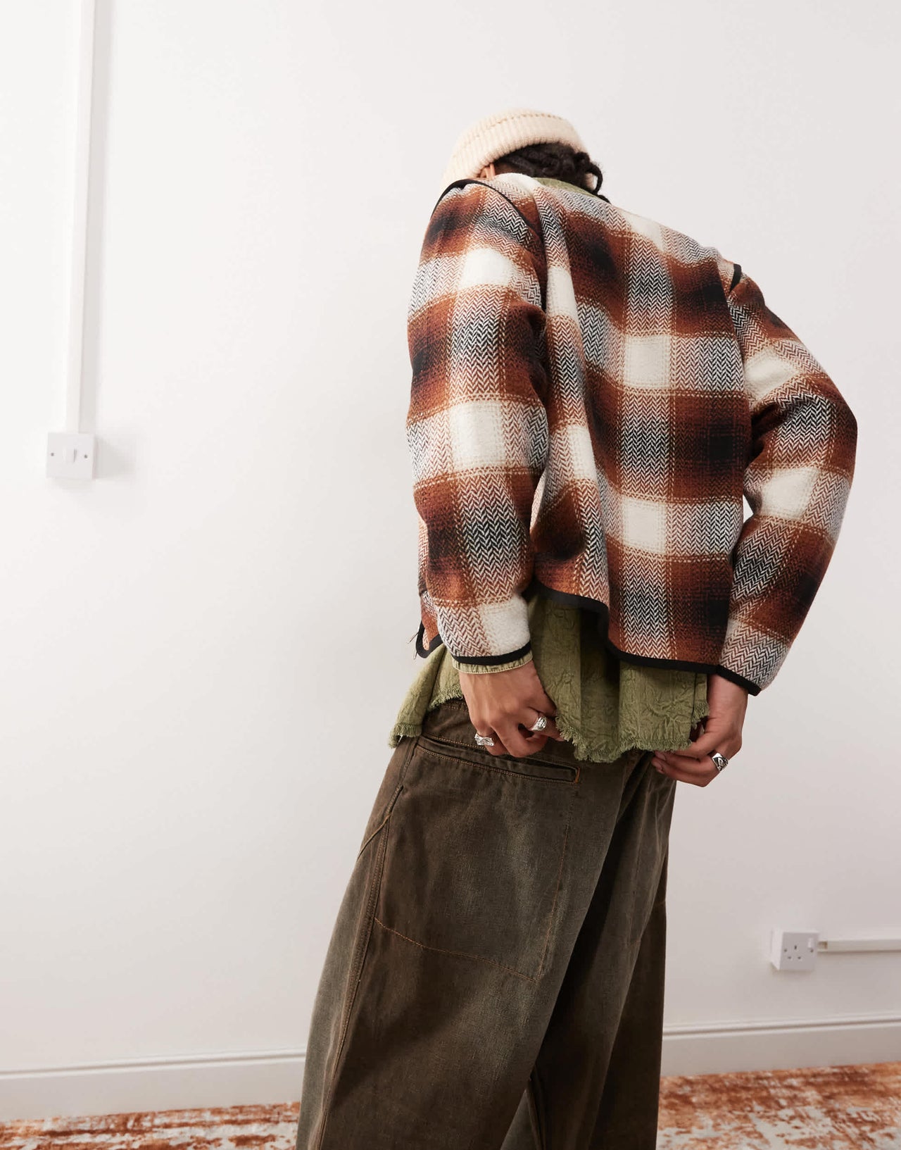 Santa Cruz check jacket with detachable arms in brown