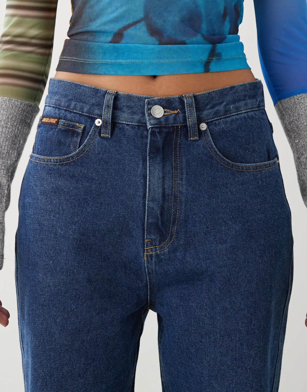 Santa Cruz baggy jeans in mid wash