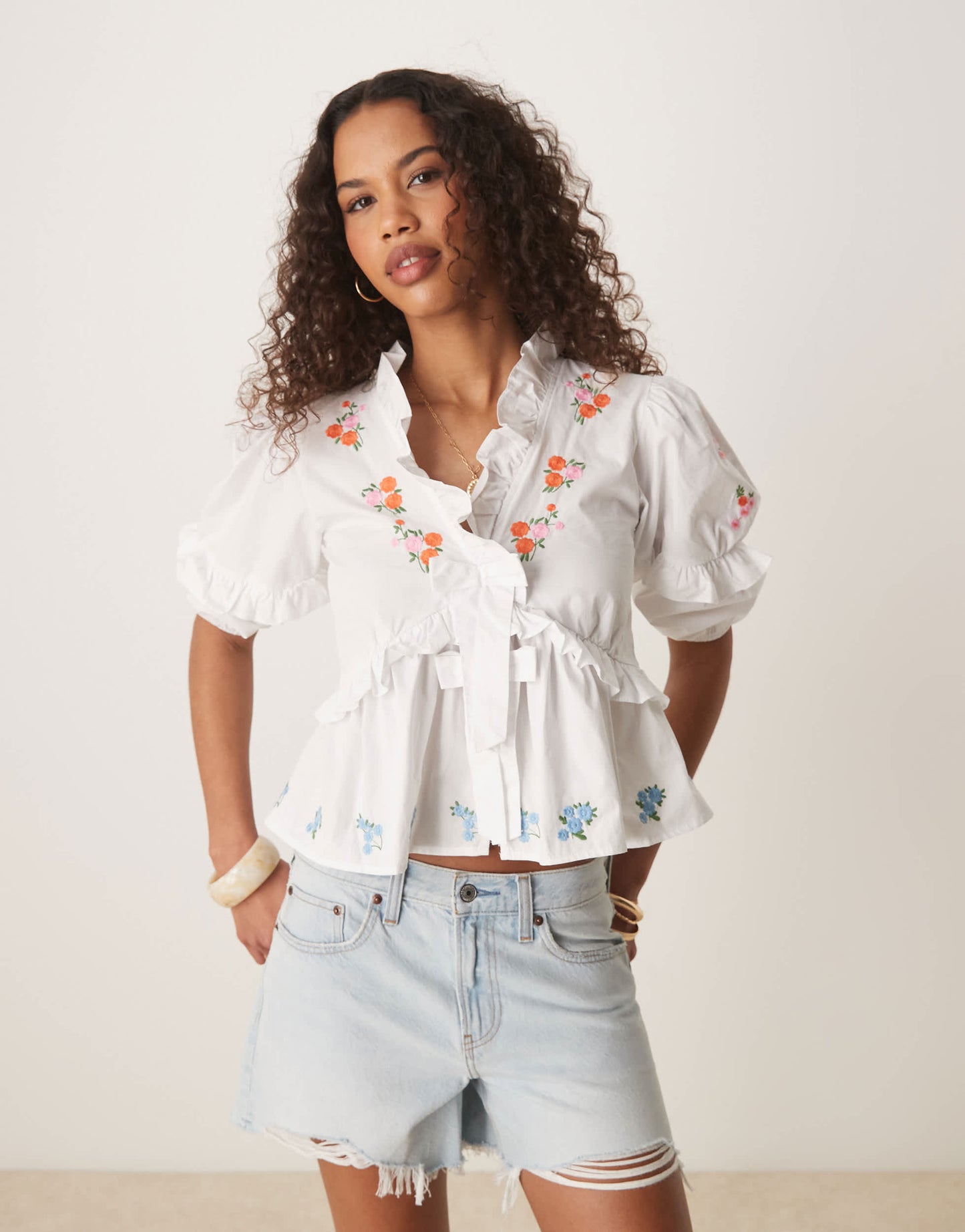 Glamorous boho frill blouse with floral embroidery in white