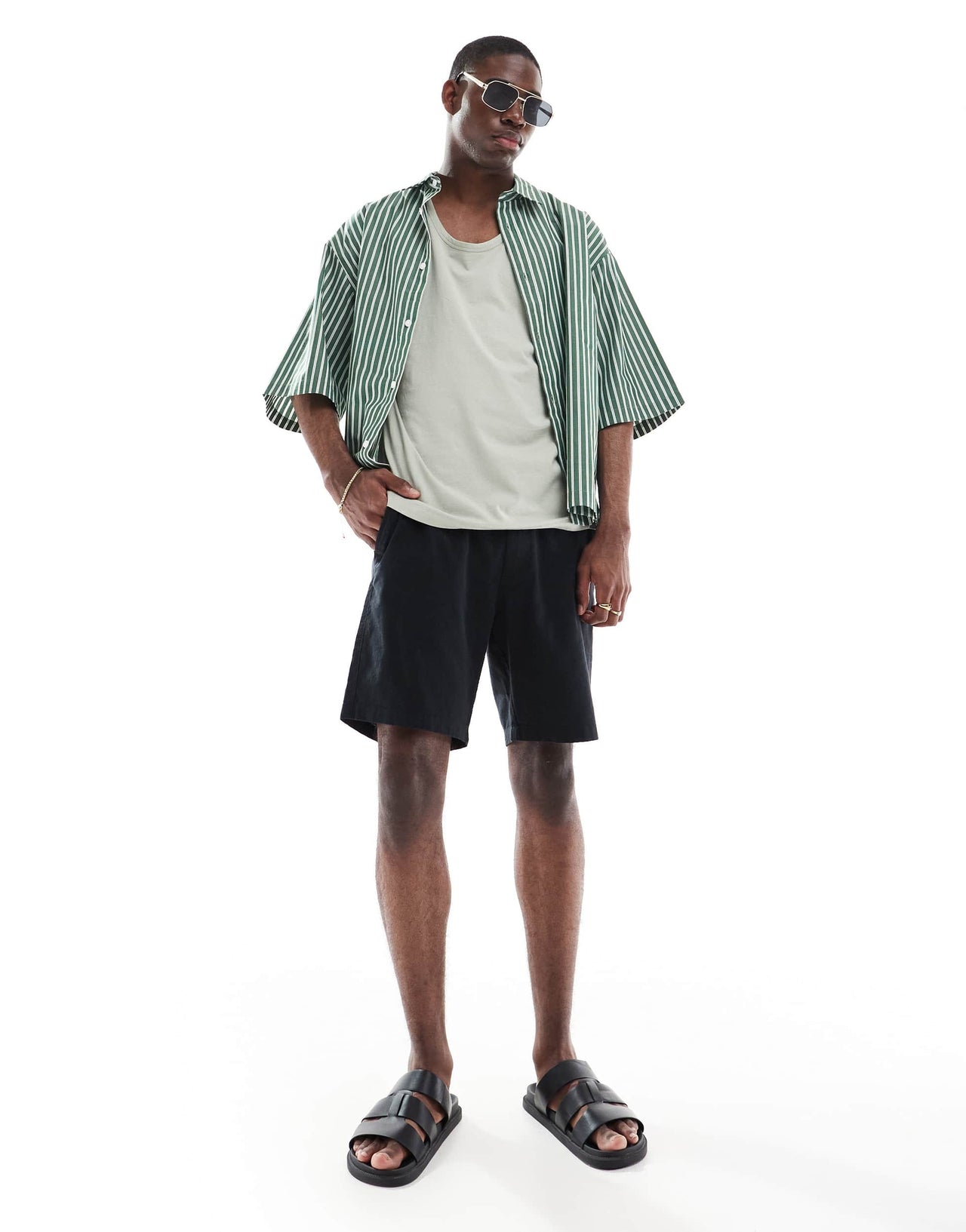 JJ Rebel linen short in black