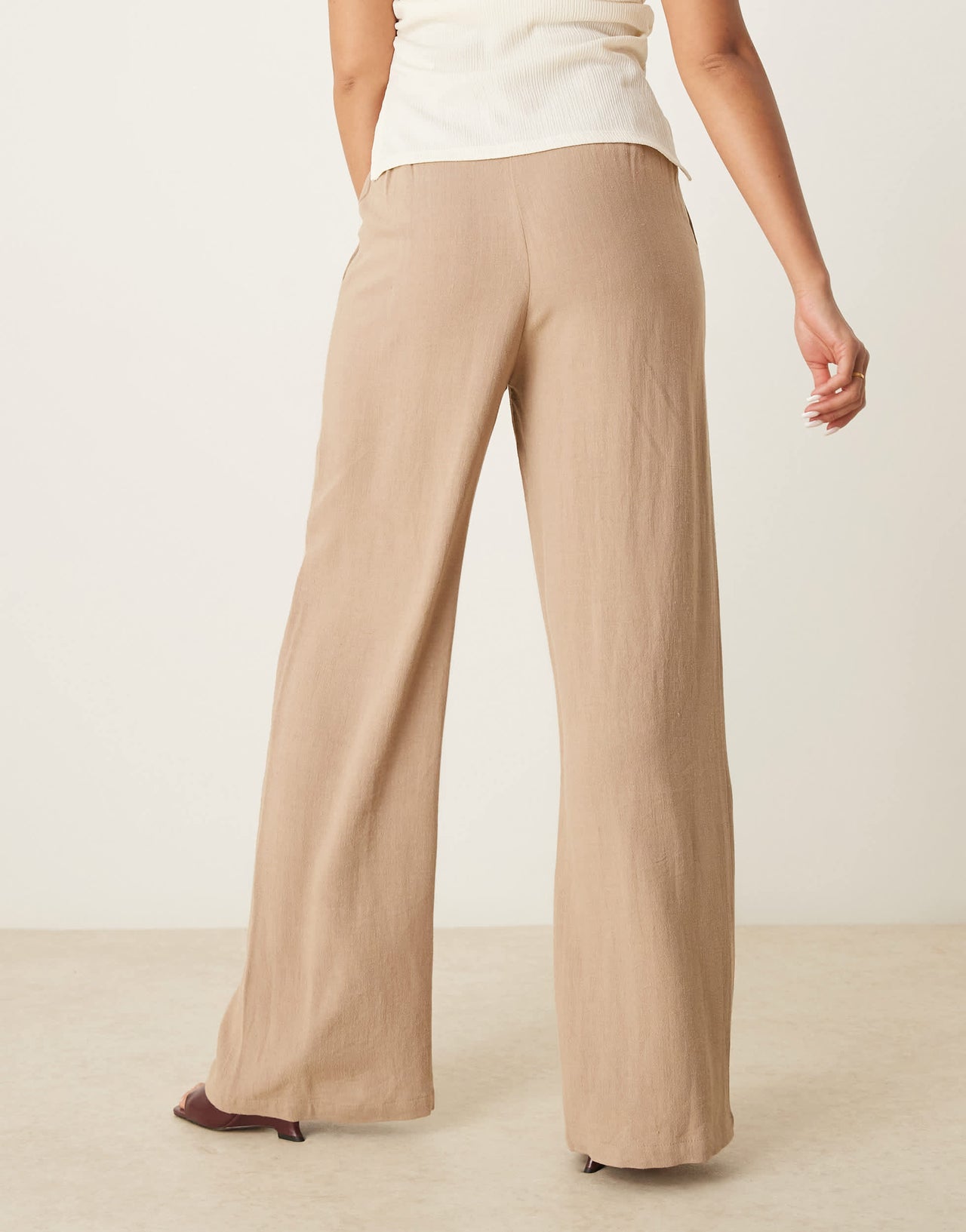 ASOS DESIGN relaxed straight leg trousers with linen in mocha