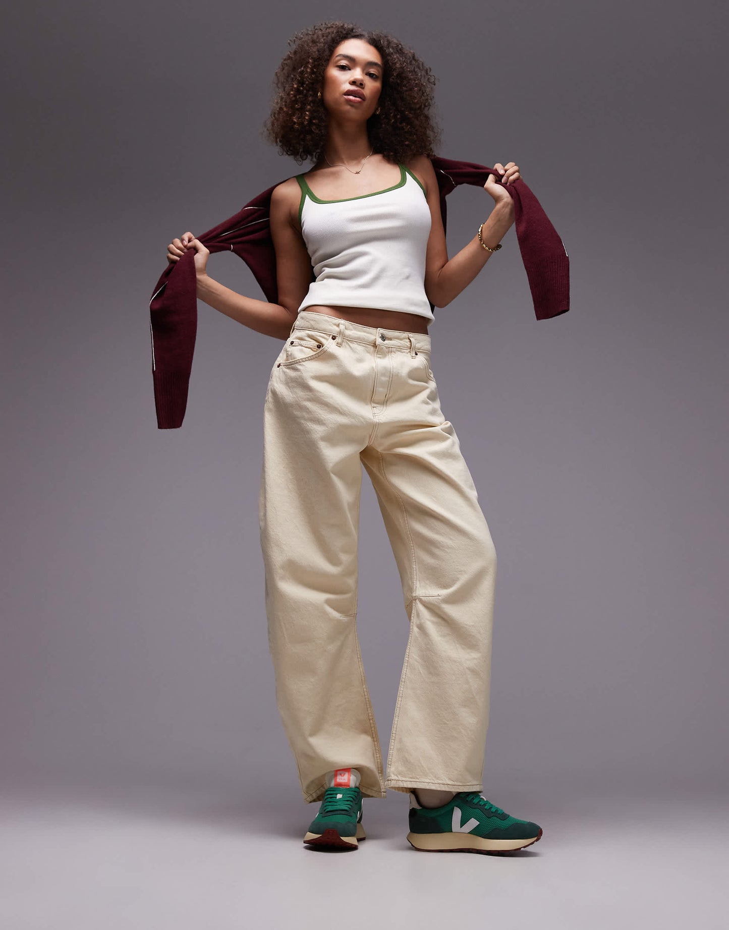 VEJA Paulistana trainer in emeraude white