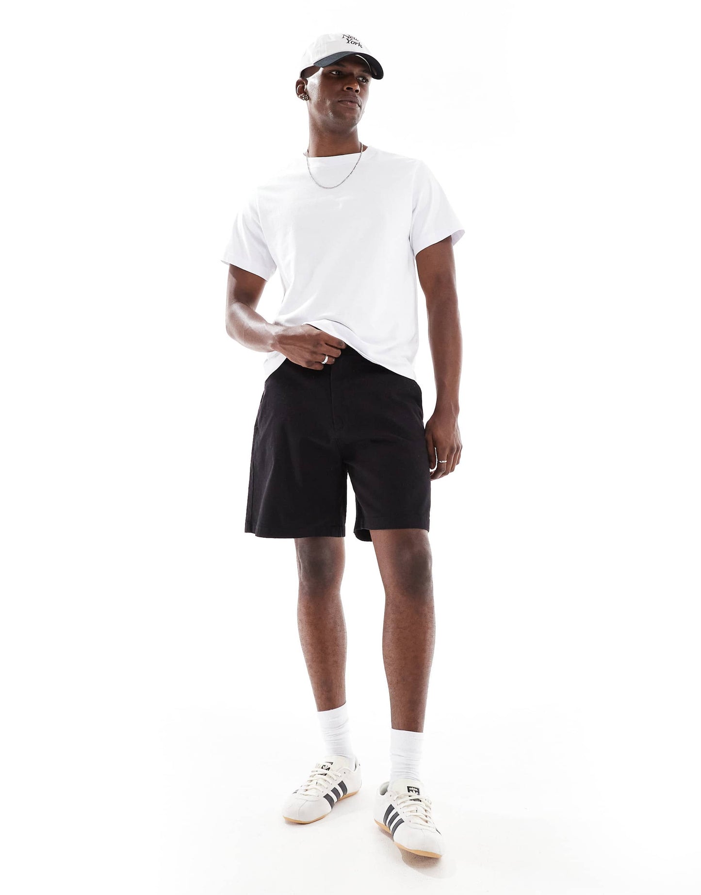 ONLY & SONS loose fit shorts in black