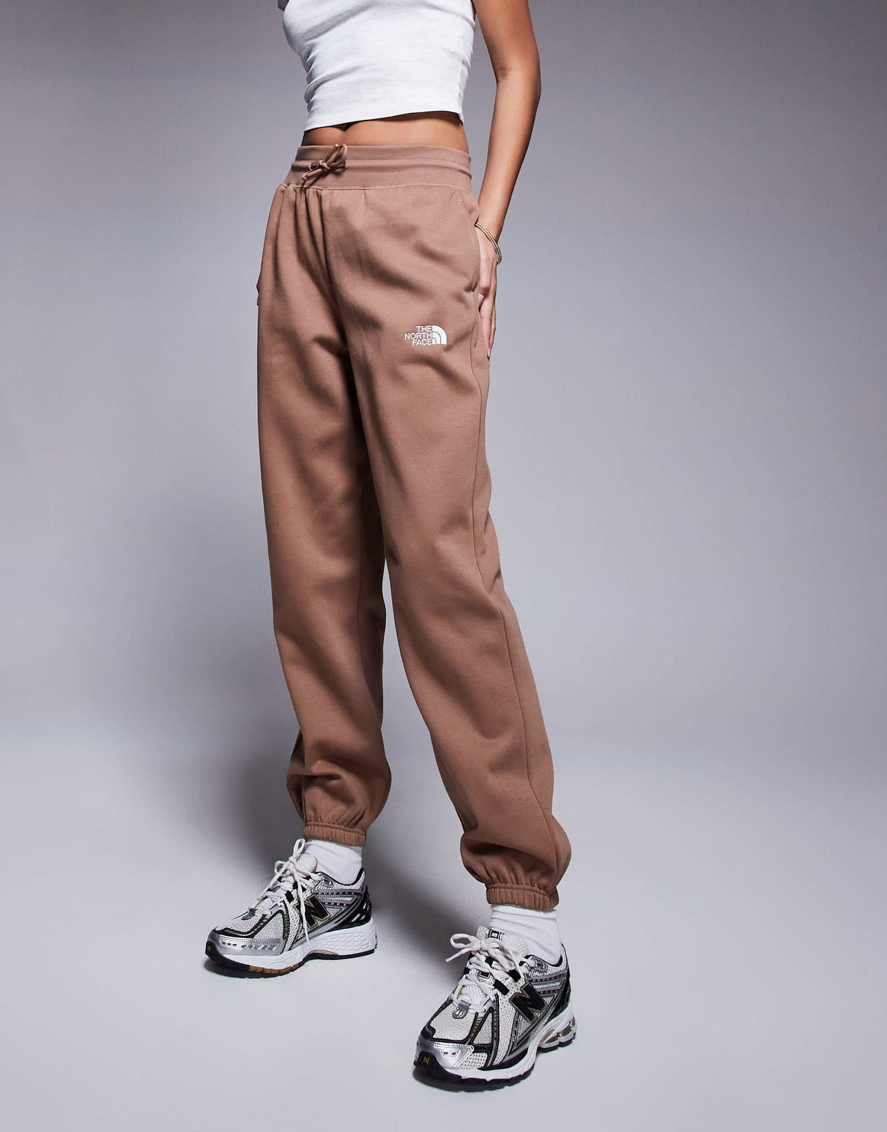The North Face Essential logo relaxed cuff jogger in brown