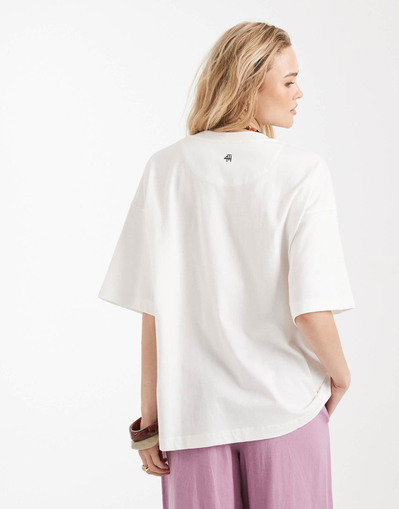 4th & Reckless leisure club graphic print t-shirt in white