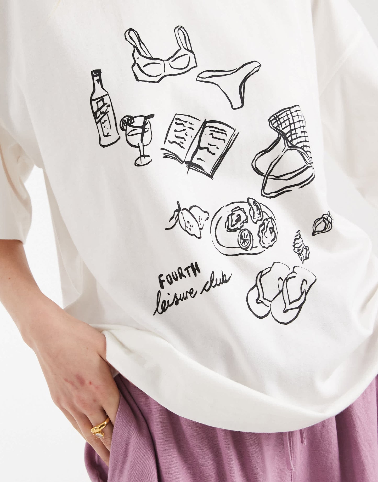4th & Reckless leisure club graphic print t-shirt in white
