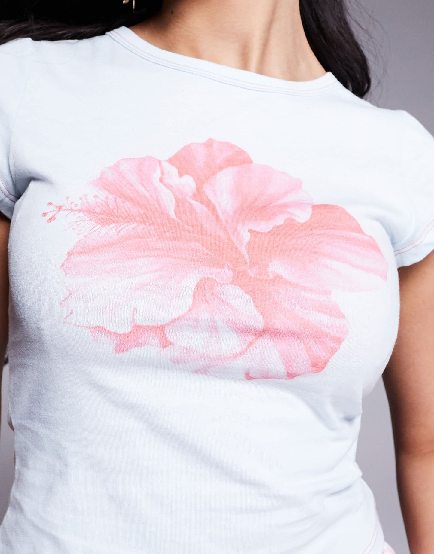 Princess Polly hibiscus baby tee in blue