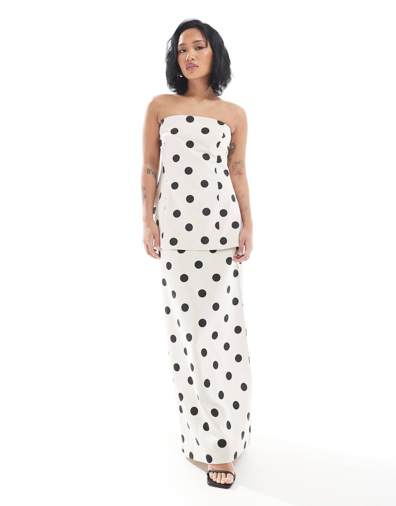 4th & Reckless Petite exclusive linen blend bandeau longline top co-ord in cream polka dot