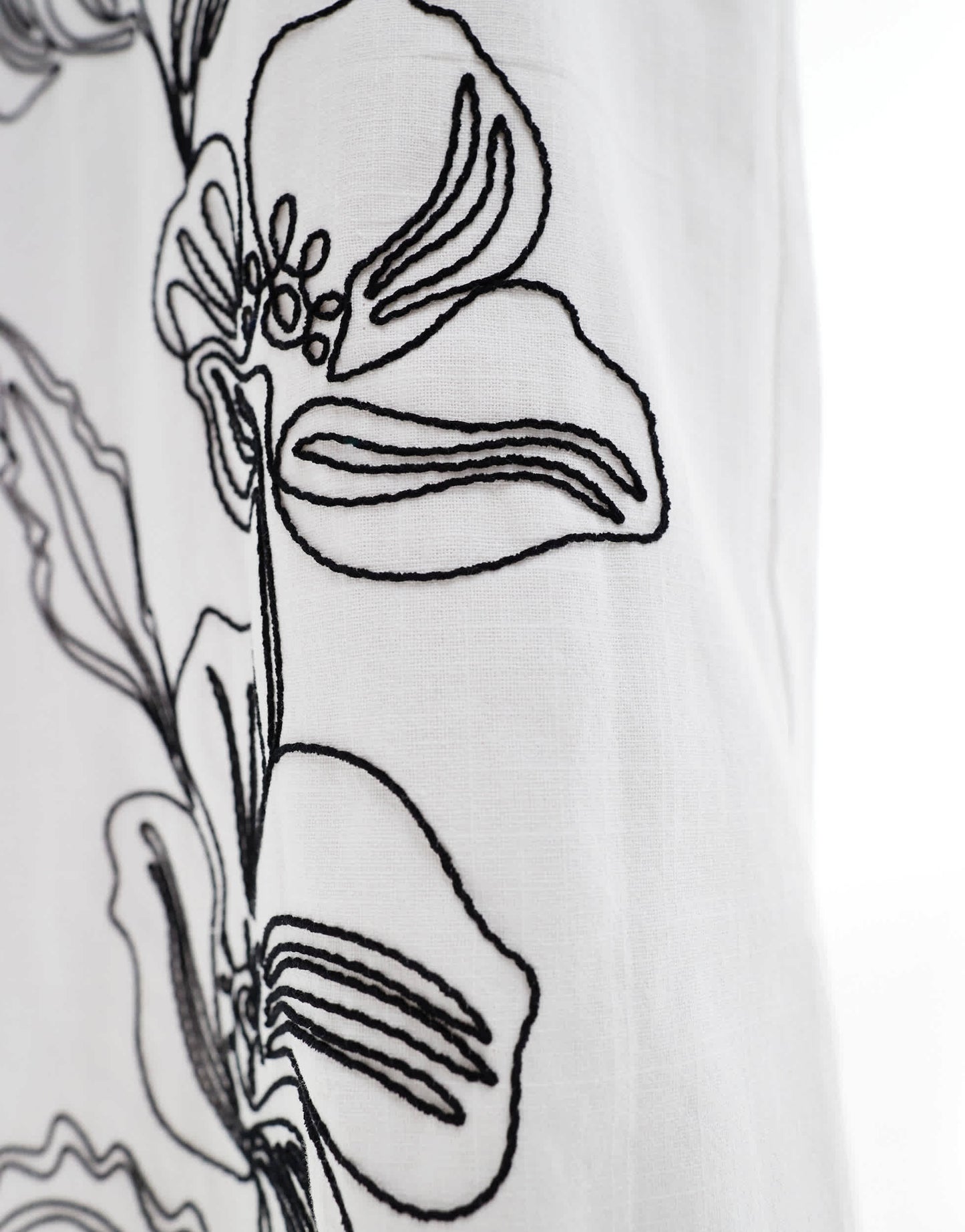 4th & Reckless linen look floral embroidered maxi skirt in white