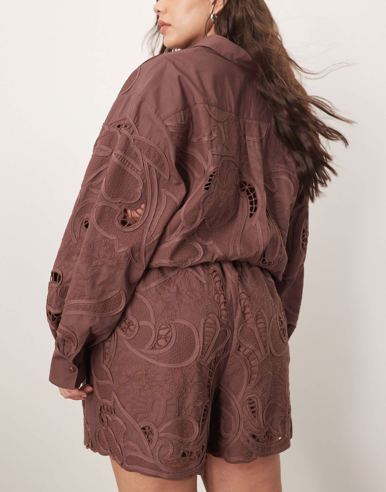 ARRANGE Curve cotton mirrored floral embroidered cutwork shorts co-ord in chocolate