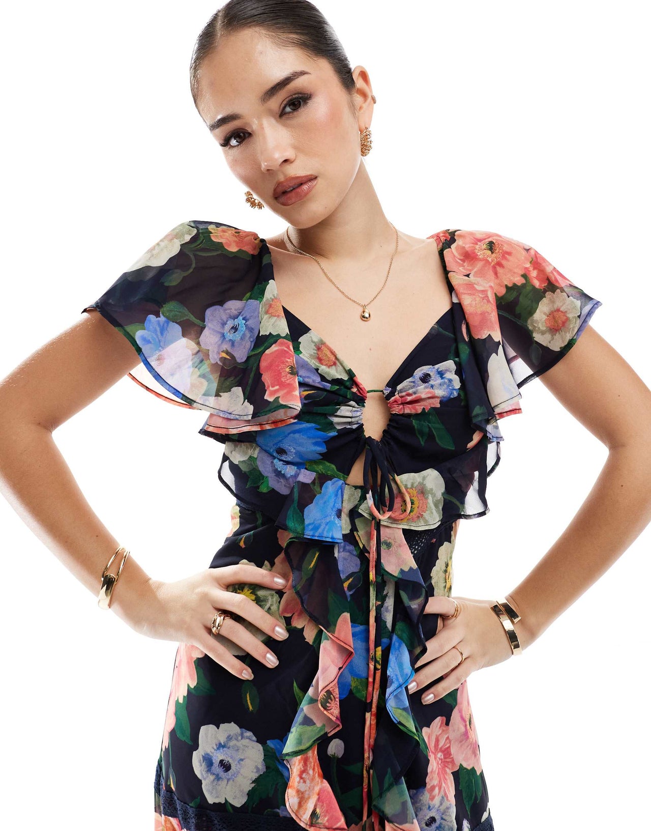 Hope & Ivy frill maxi dress with lace trims and keyhole detail in navy floral