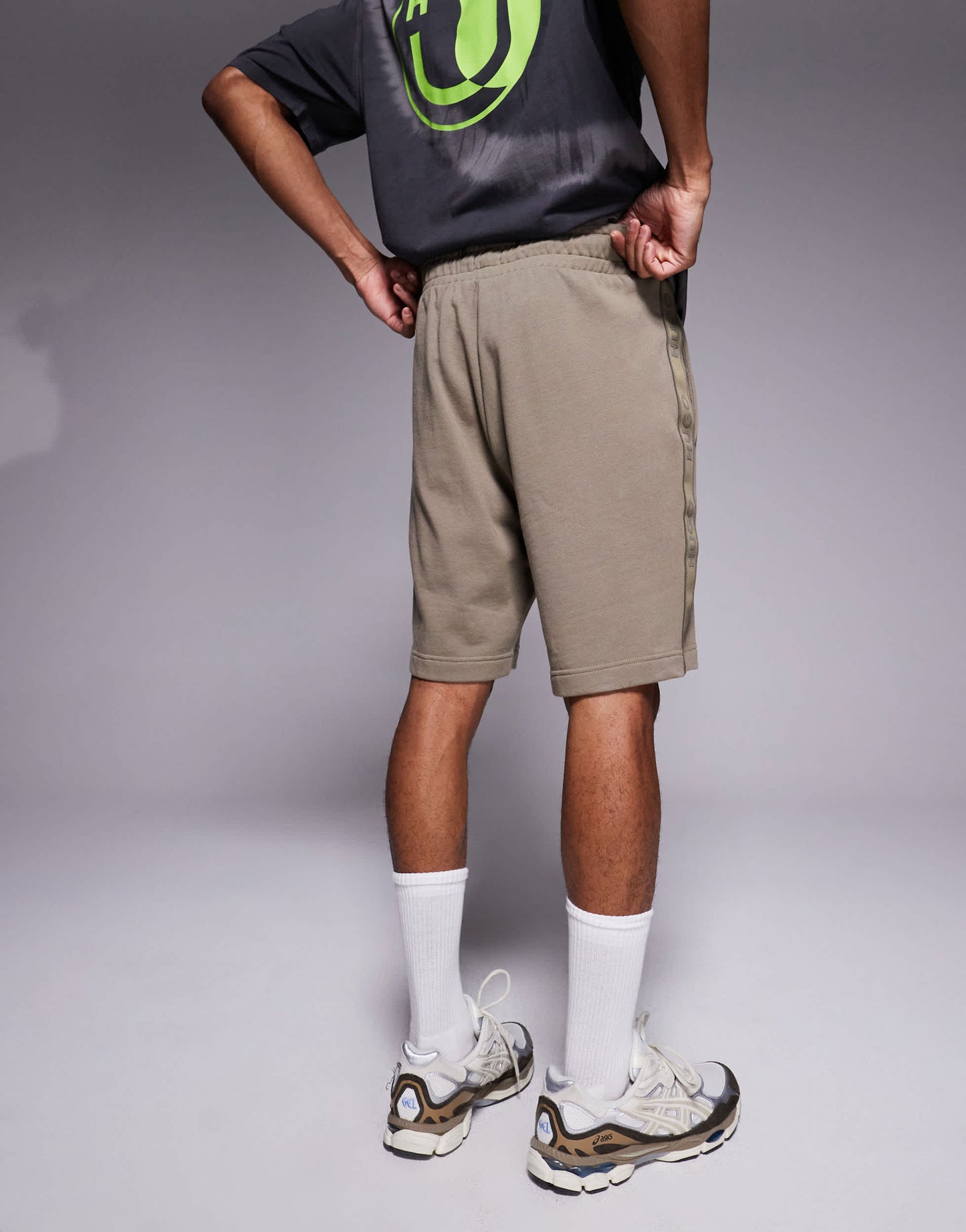 HUGO RED Liam taped logo lounge shorts in light brown
