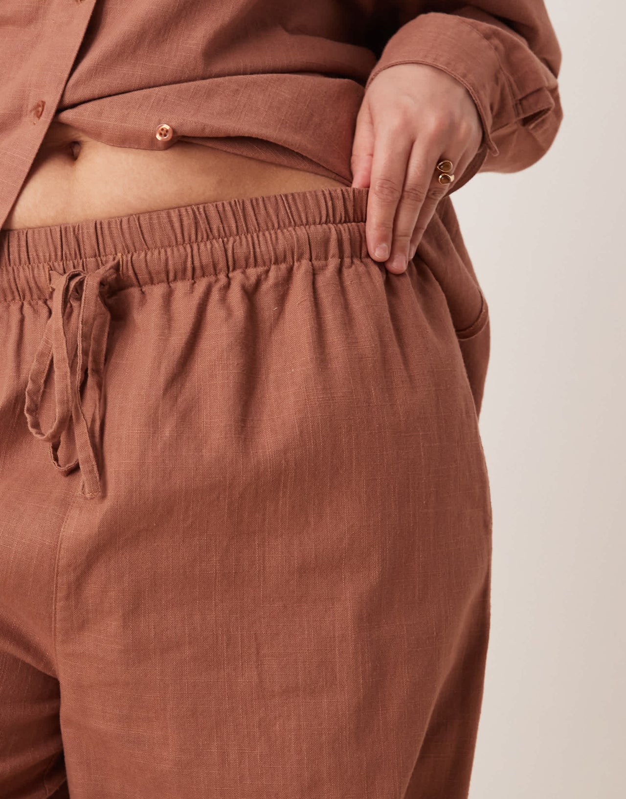 ASOS DESIGN Curve linen look pull on trousers co-ord in mocha