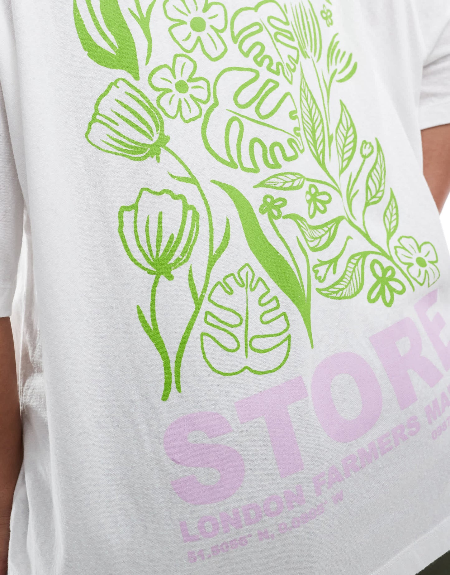 ASOS DESIGN Curve oversized linen look T-shirt with flower shop graphic