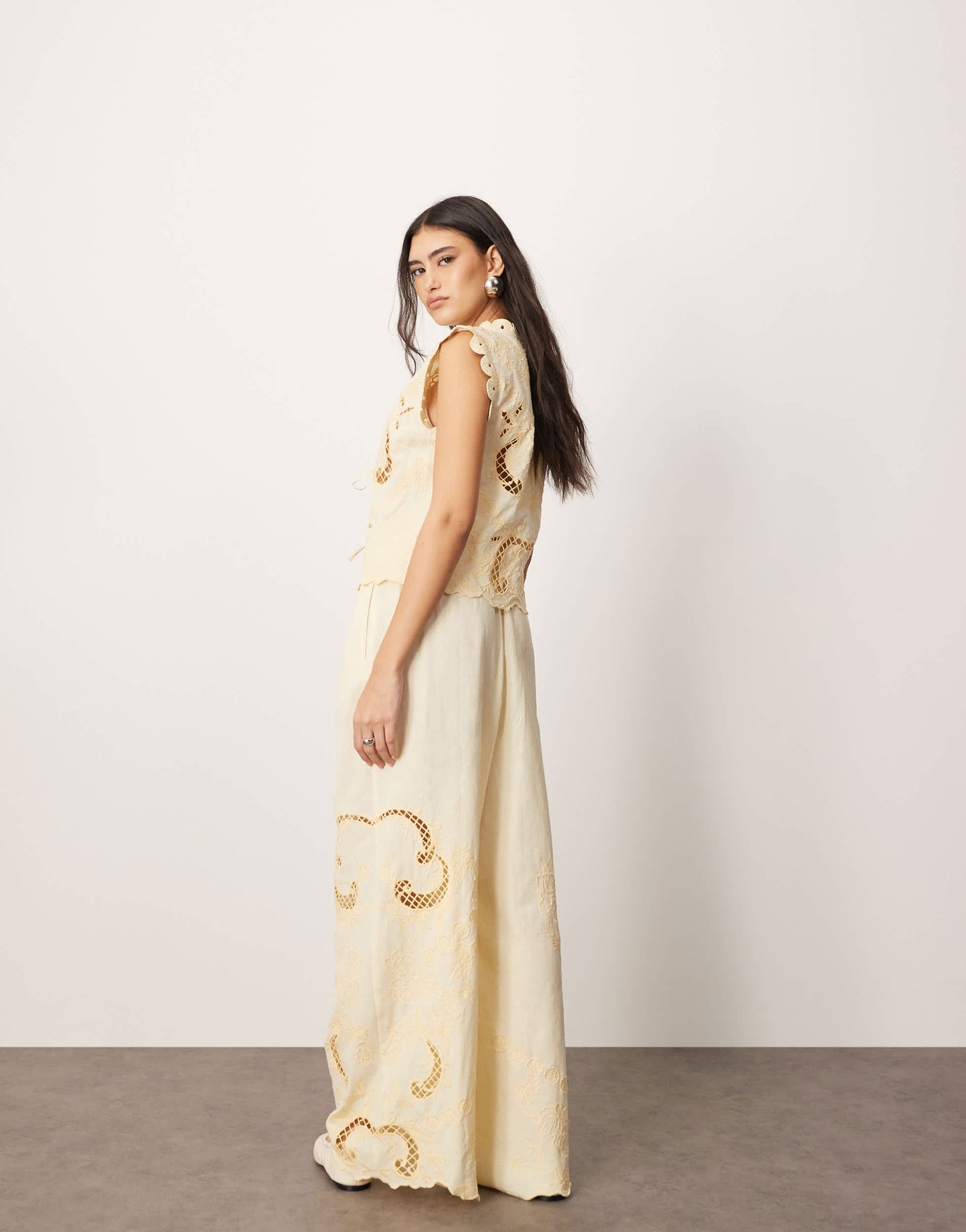 ARRANGE cotton embroidered cutwork straight leg trouser in lemon